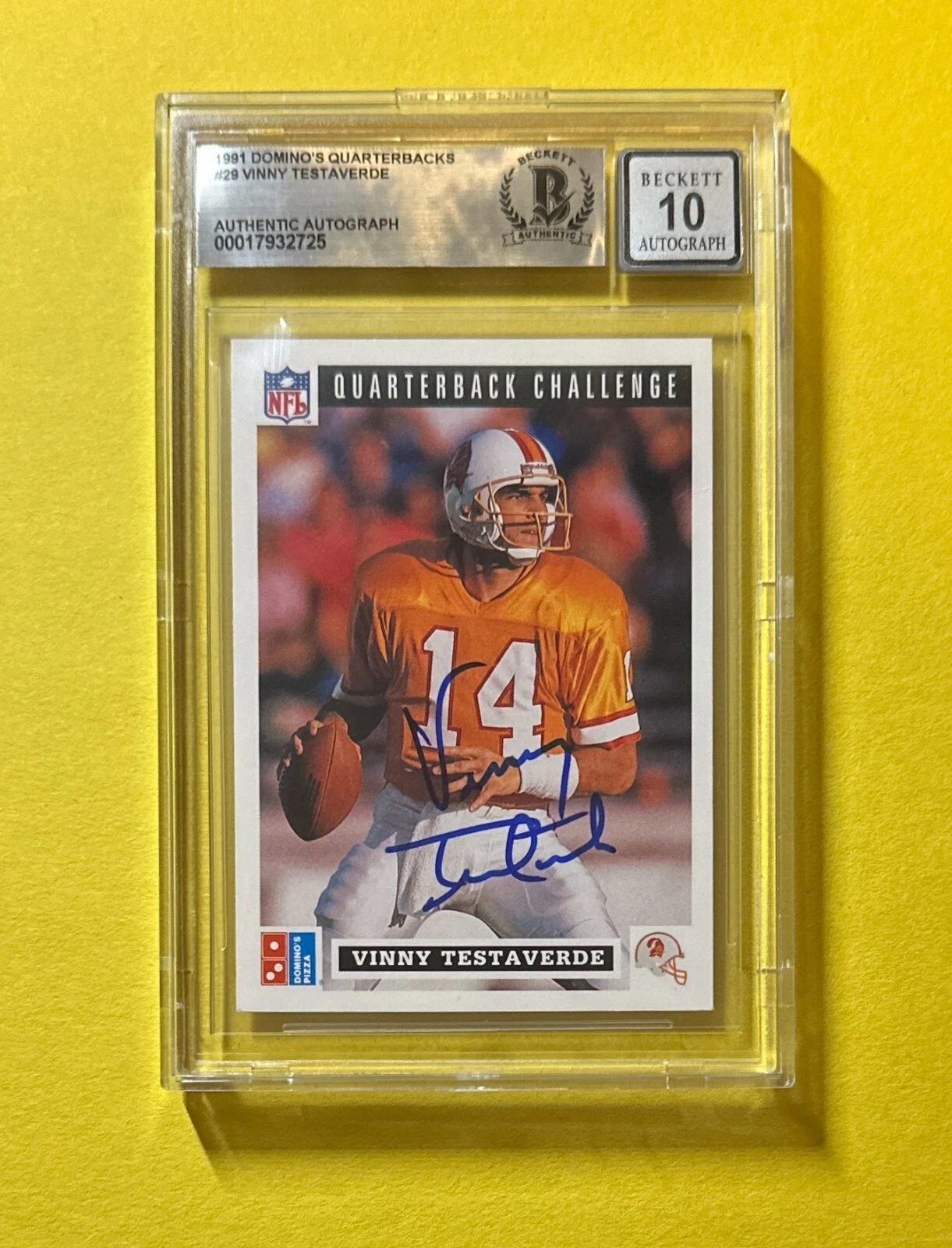 1991 DOMINO'S QUARTERBACKS VINNY TESTAVERDE #29 BECKETT 10 AUTH SIGNED AUTO CARD