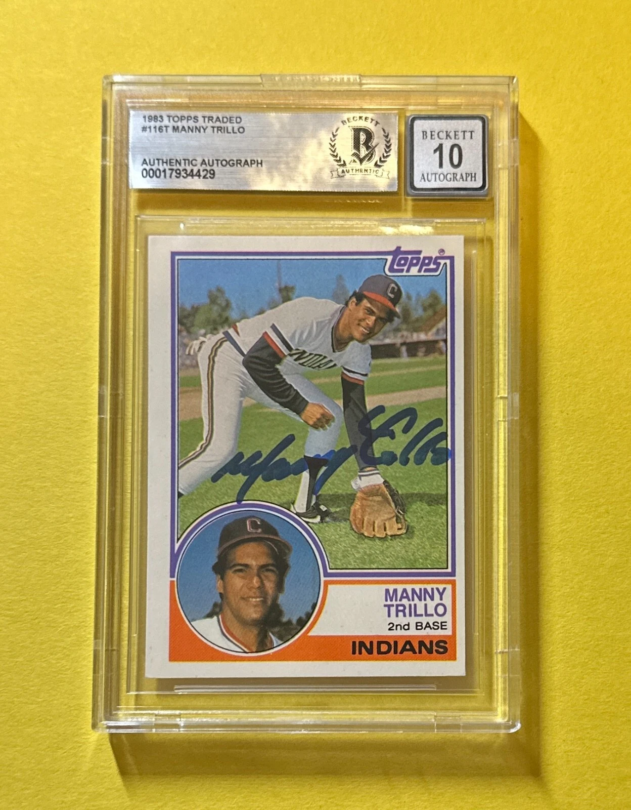 1983 TOPPS TRADED MANNY TRILLO #116T SIGNED AUTO CARD BECKETT AUTHENTIC 10