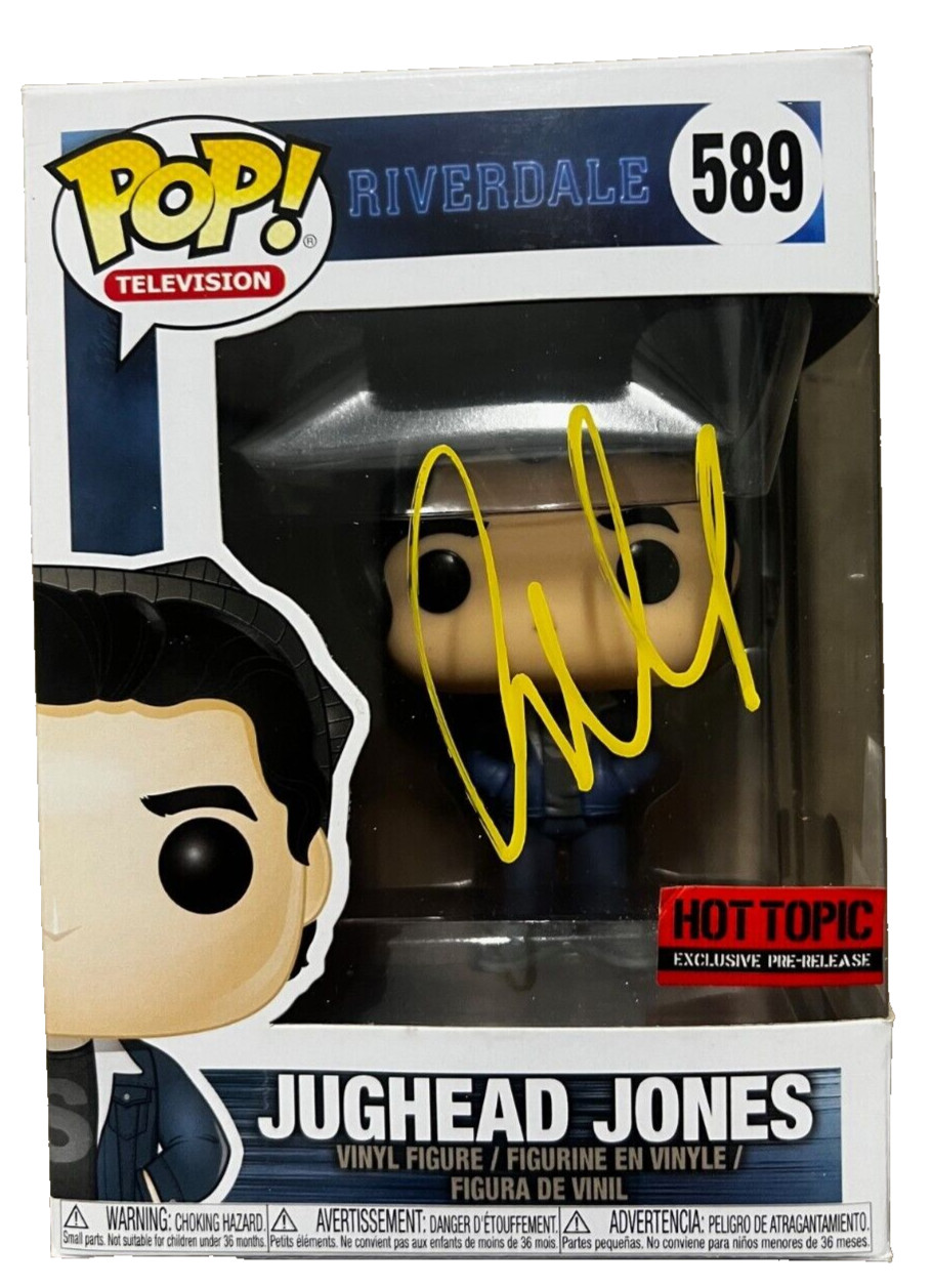 COLE SPROUSE signed (RIVERDALE) Jughead Jones #579 Funko Pop #BECKETT BP59480