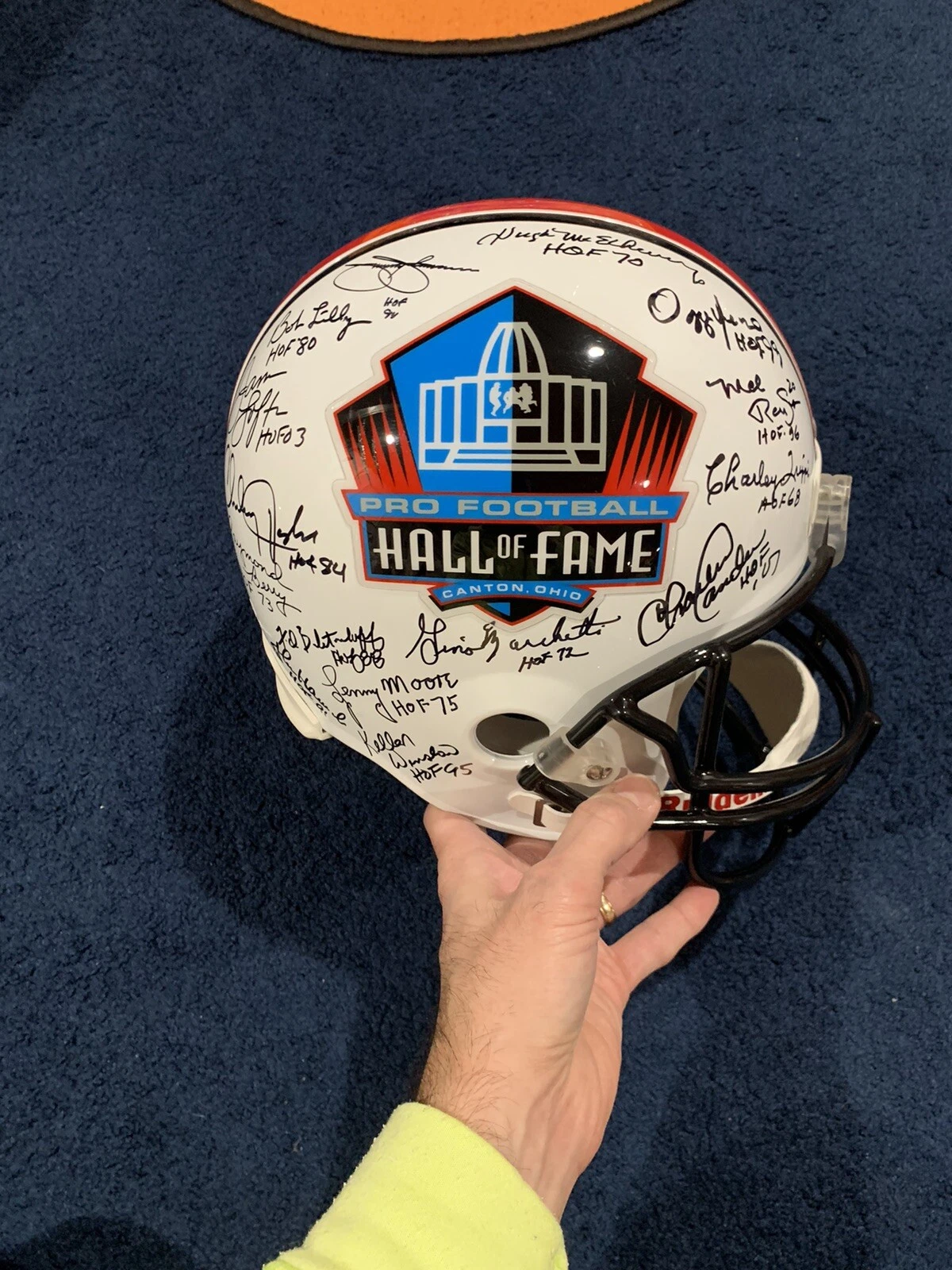 Football HOF SIGNED F/S HELMET By 32 Lilly Lofton Berry Reed Tittle Eller JSA