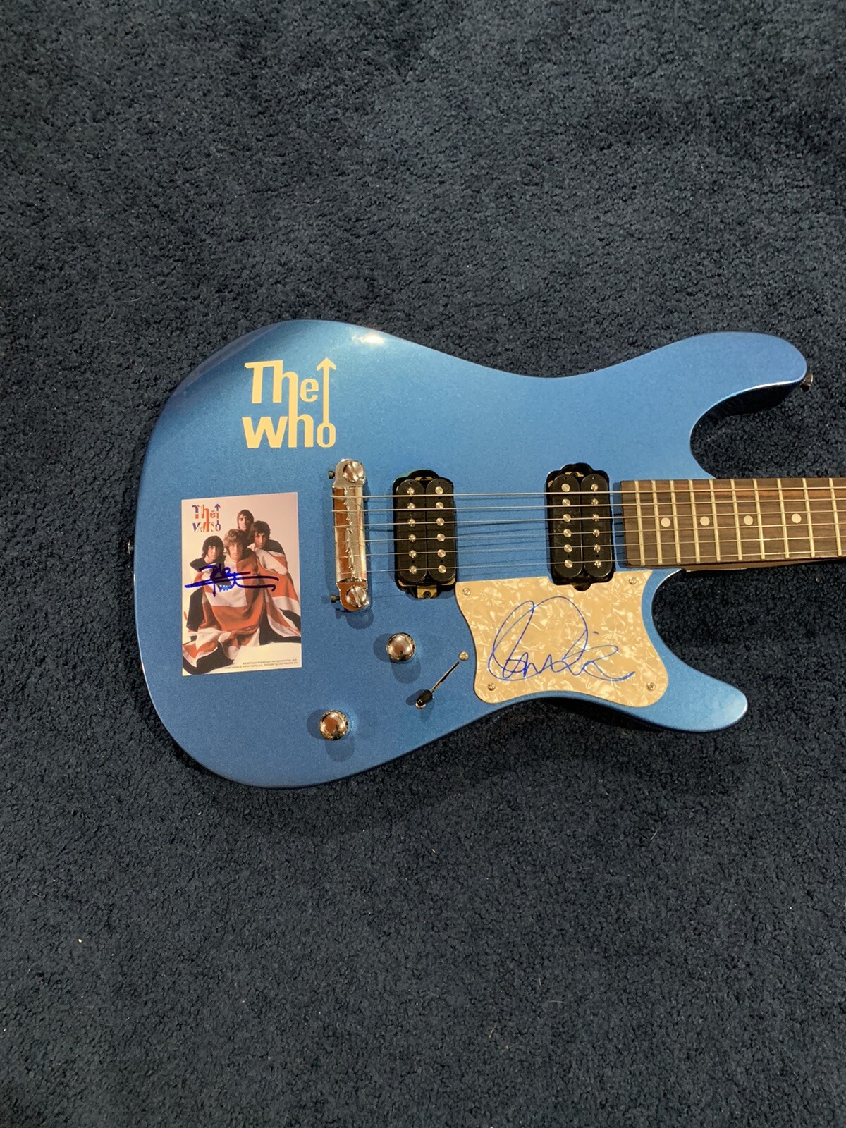 Pete Townshend Roger Daltrey Signed Autographed Electric Guitar Who JSA LOA