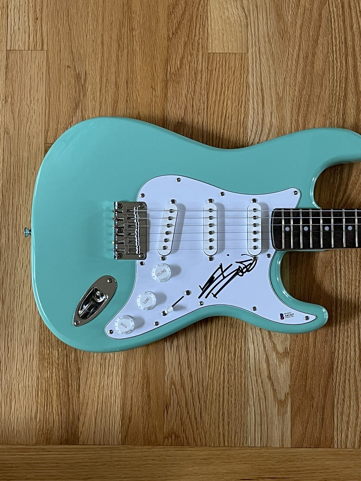 Keith Richards Rolling Stones Signed Fender Strat Guitar Beckett LOA