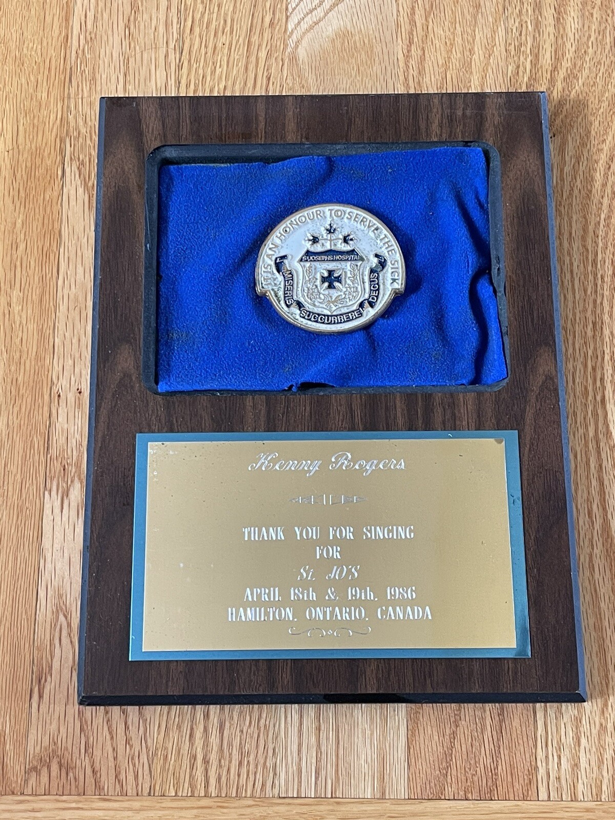 Personally Owned Kenny Rogers Concert Award From His Estate