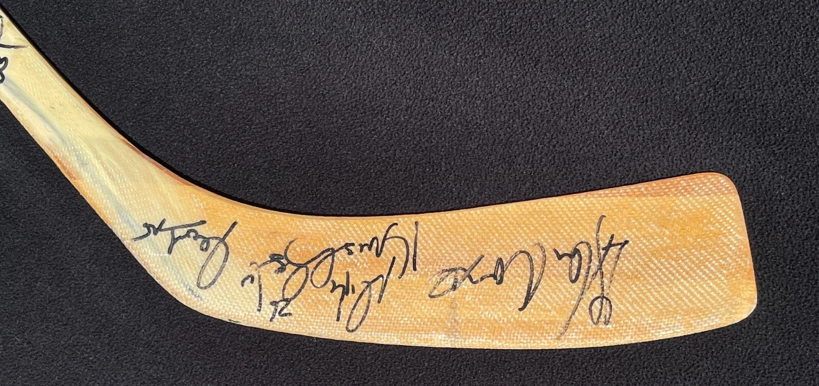 1992/93 Toronto Maple Leafs Team Signed Hockey Stick By 21 JSA COA