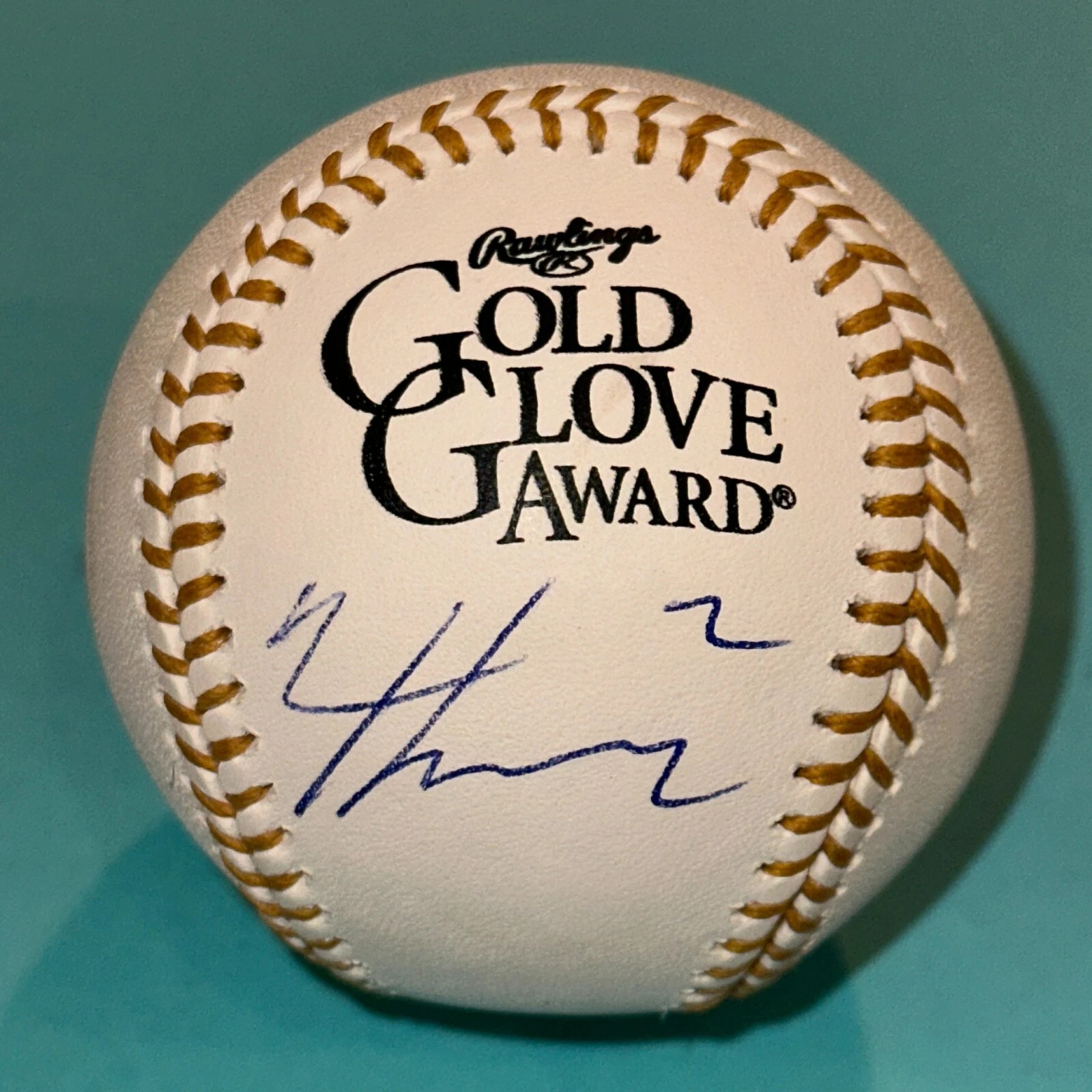 NICO HOERNER (Cubs) Signed Official GOLD GLOVE Baseball Beckett (BAS)
