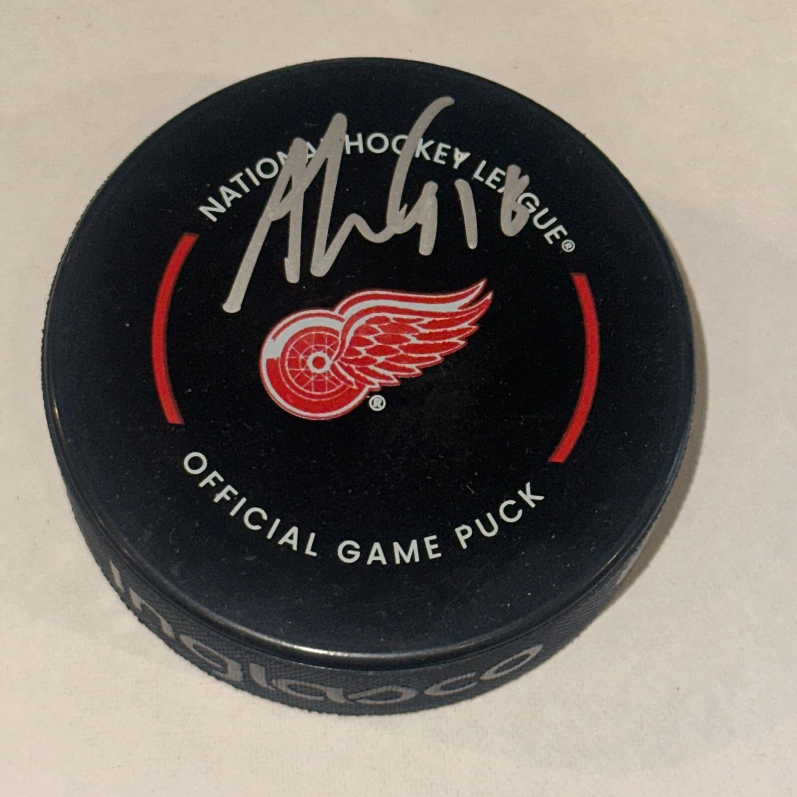 ANDREW COPP Signed Detroit RED WINGS Official GAME Puck Beckett (BAS)