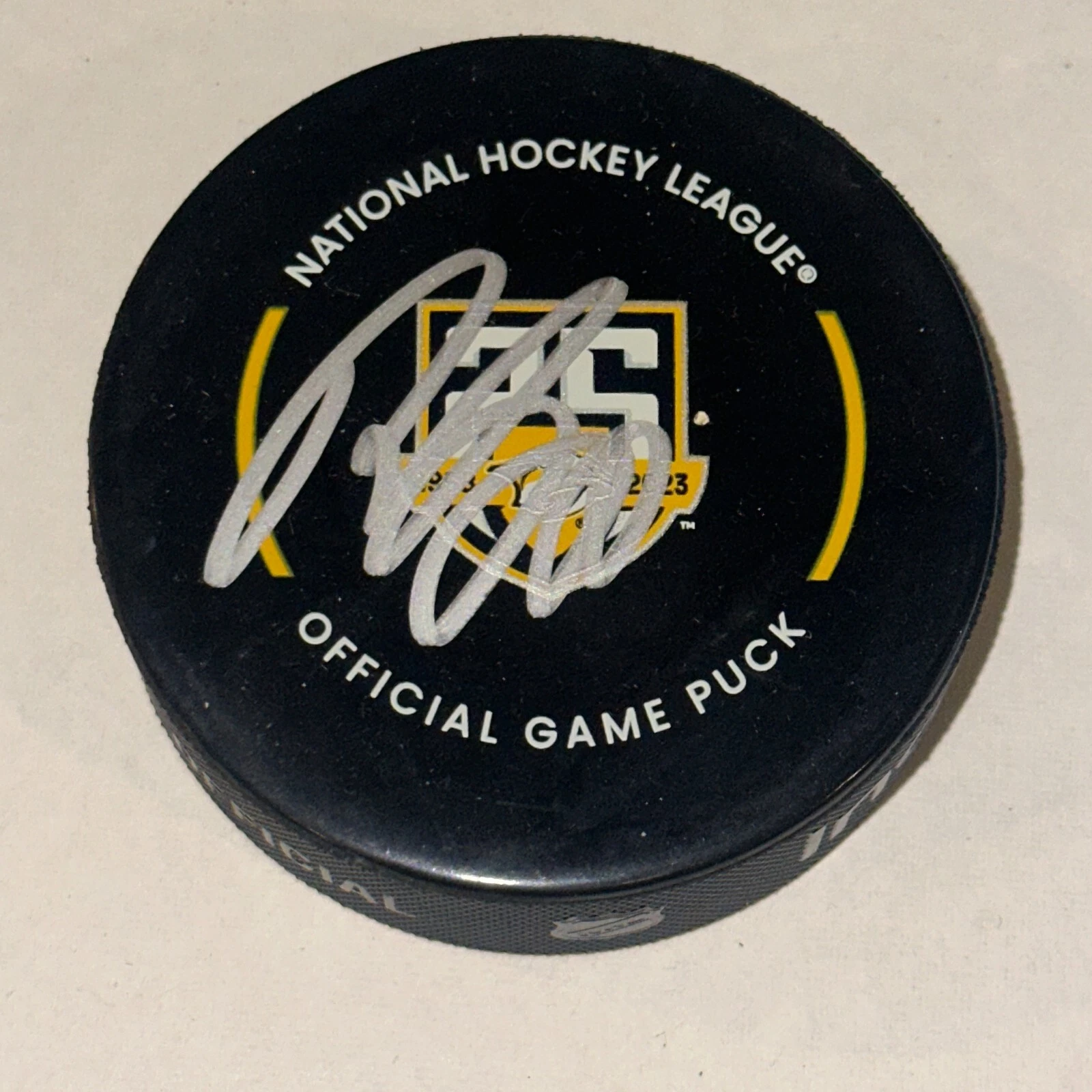 ROMAN JOSI Signed Nashville PREDATORS 25th Ann Official GAME Puck Beckett (BAS)