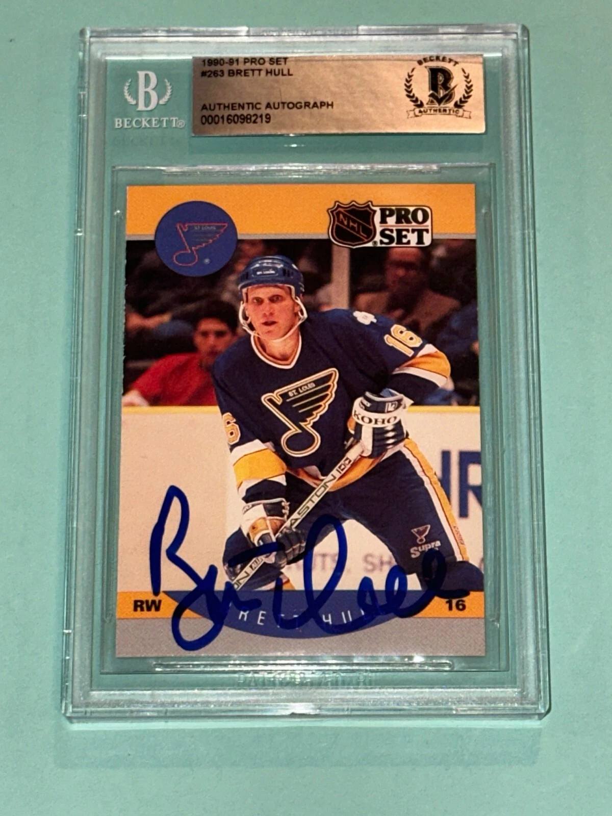 BRETT HULL Signed 1990-91 PRO SET Card #263 Beckett BAS