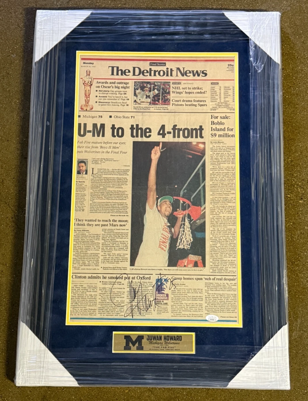 JuWan Howard Signed Framed & Matted Michigan Wolverines Newspaper Cover JSA COA