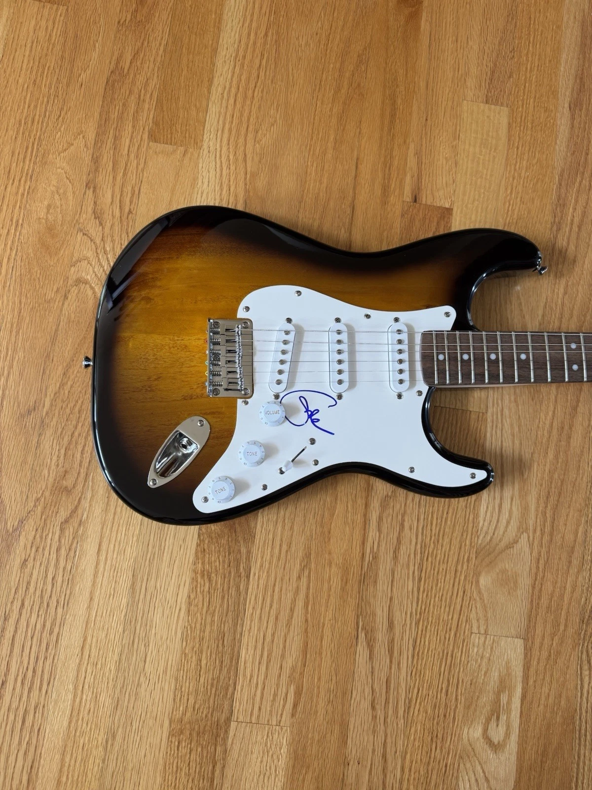 Eric Clapton Signed Stratocaster Sunburst Guitar JSA LOA Cream Layla
