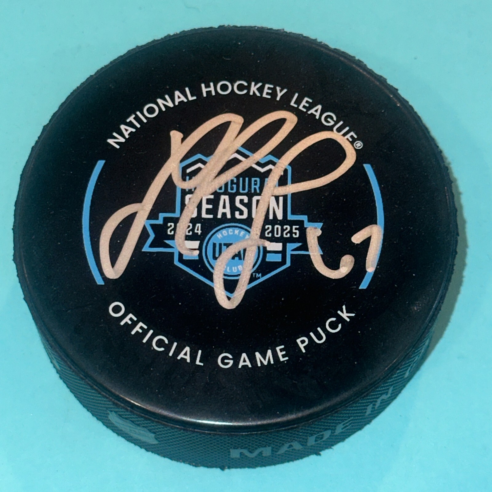 LAWSON CROUSE Signed UTAH Hockey Club Inaugural Official GAME Puck Beckett BAS