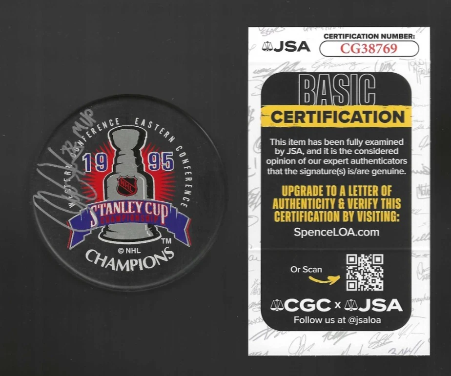 Claude Lemieux Signed New Jersey Devils 1995 Stanley Cup Champions Puck JSA COA