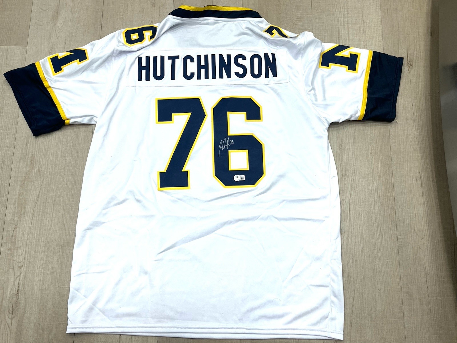 Steve Hutchinson Signed Michigan Wolverines Jersey Seahawks Beckett Cert BAS 1
