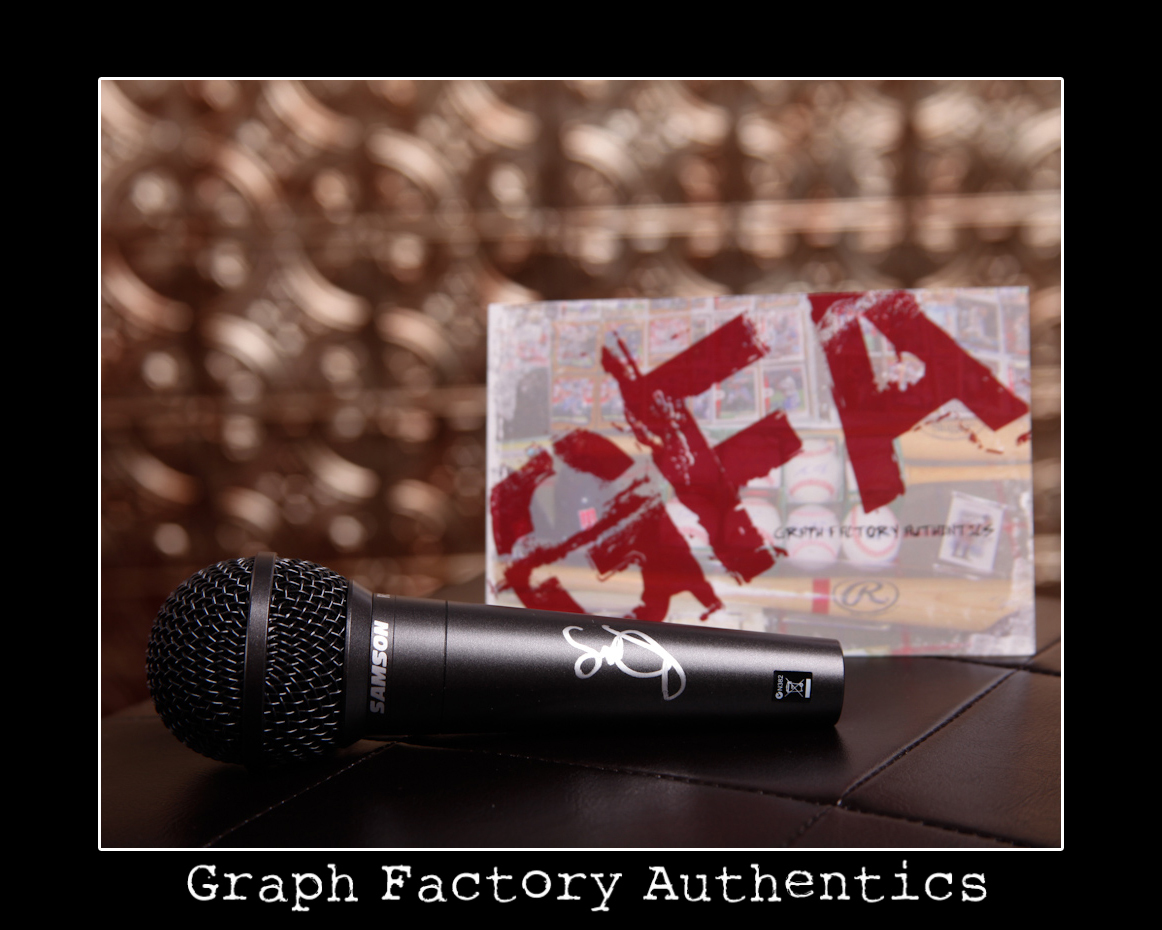 GFA Gin and Juice Doggystyle * SNOOP DOGG * Signed Microphone COA