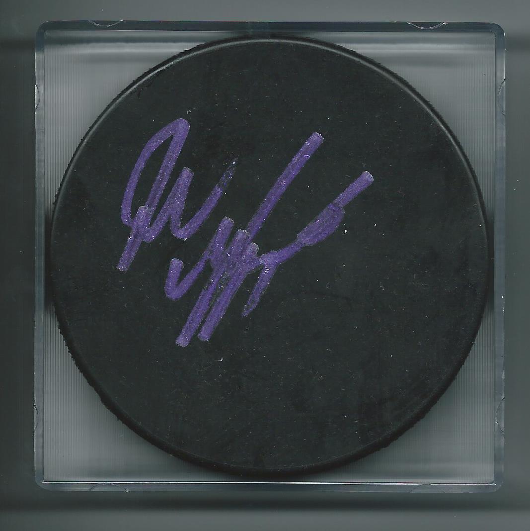 **GFA LOS ANGELES KINGS *JAKE MUZZIN* SIGNED BLANK PUCK J1 COA** COLLECTIBLE MEMORABILIA
