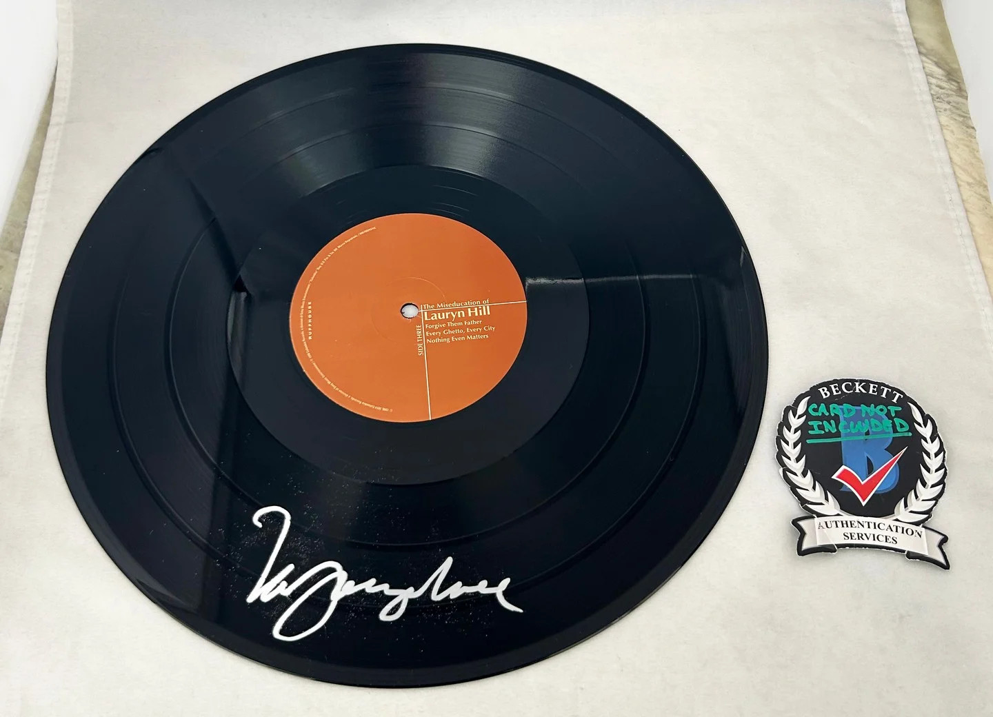 Lauryn Hill Signed Vinyl LP Album The Miseducation Beckett BAS 3 COA