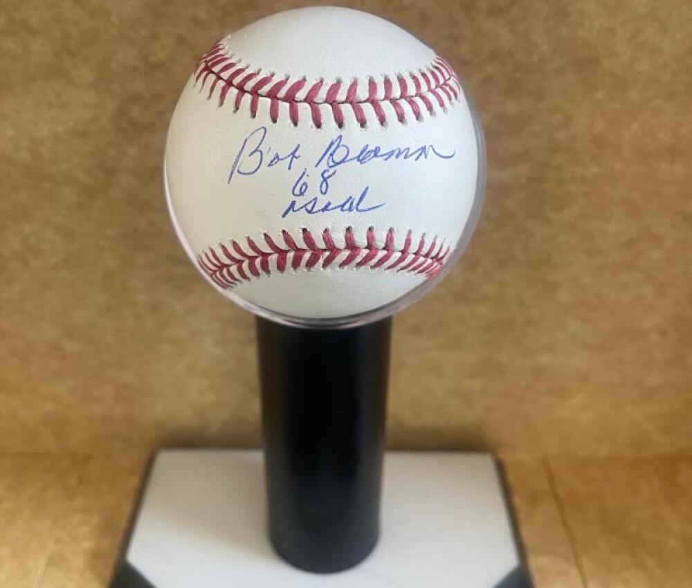 BOB BEAMON 68 GOLD OLYMPICS SIGNED AUTOGRAPHED M.L. BASEBALL BECKETT AUTH