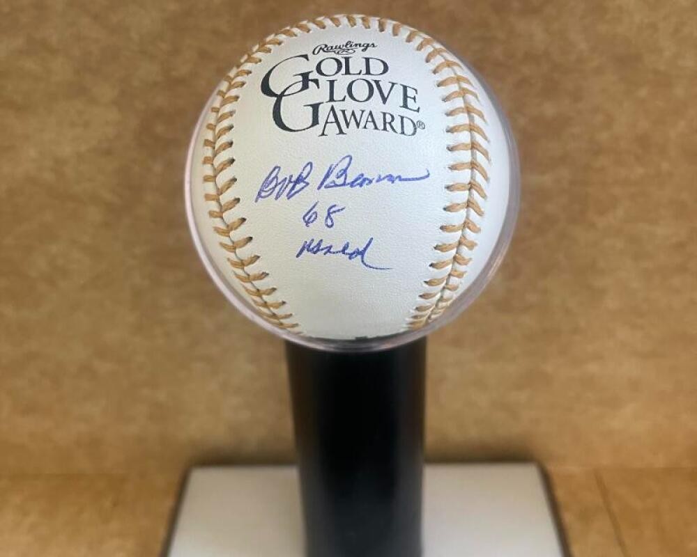 BOB BEAMON 68 GOLD SIGNED AUTO GOLD GLOVE BASEBALL BECKETT AUTH