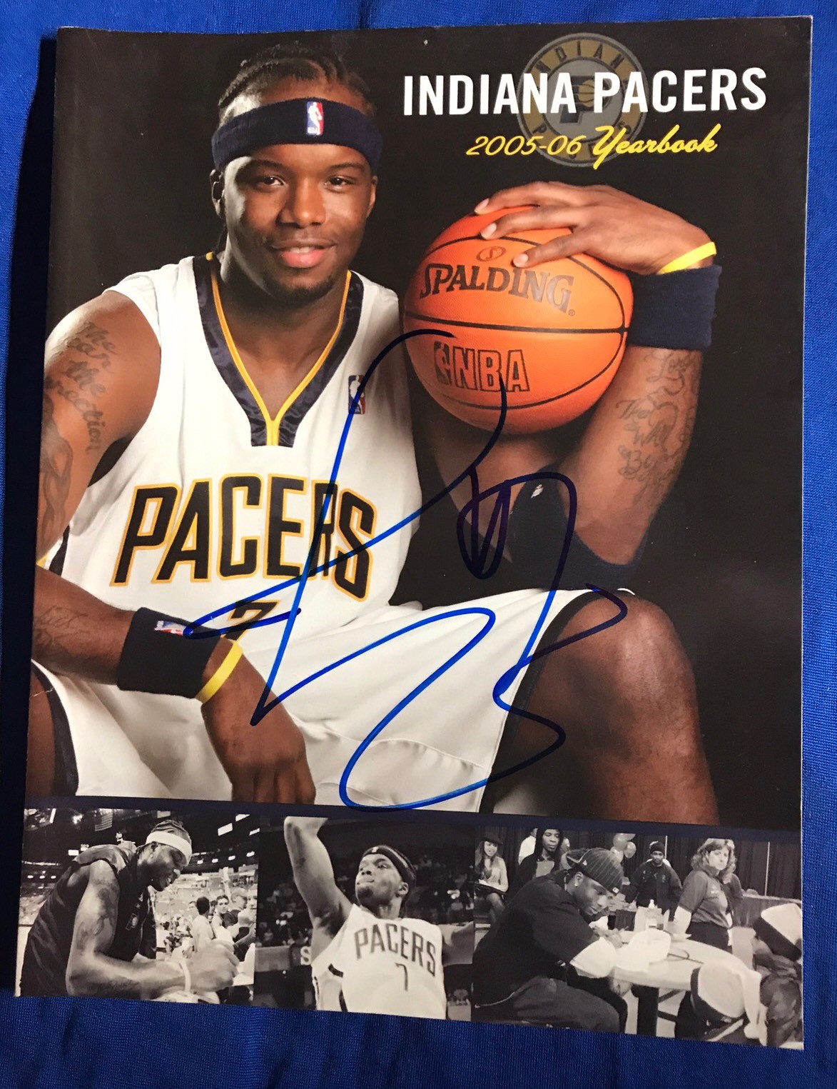Jermaine O'Neal Signed Magazine Autographed Basketball
