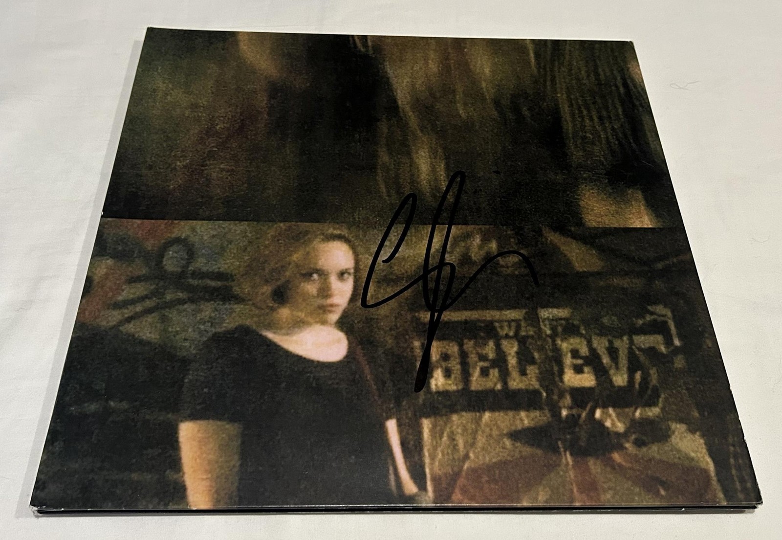 SOCCER MOMMY SOPHIA ALLISON SIGNED FOR YOUNG HEARTS VINYL RECORD JSA