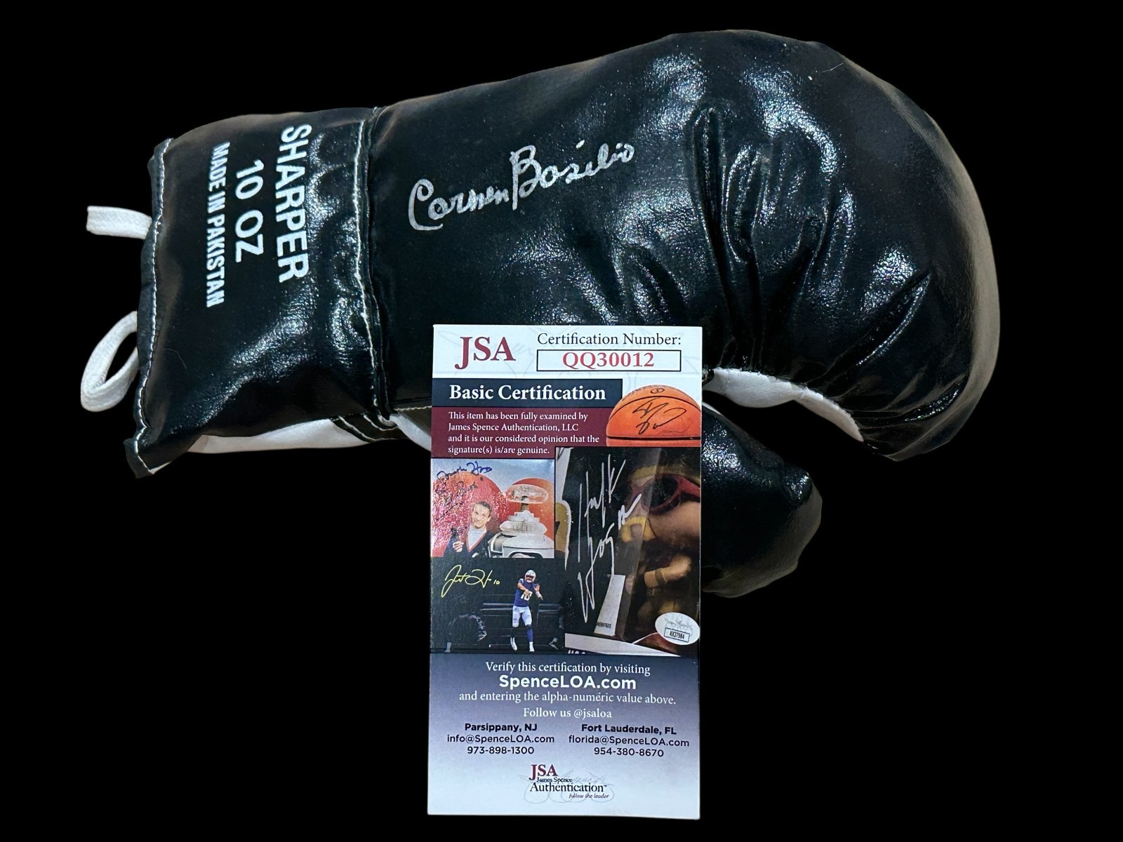 Carmen Basilio Welterweight Boxing Champ HOF Rare Signed Autograph Glove JSA