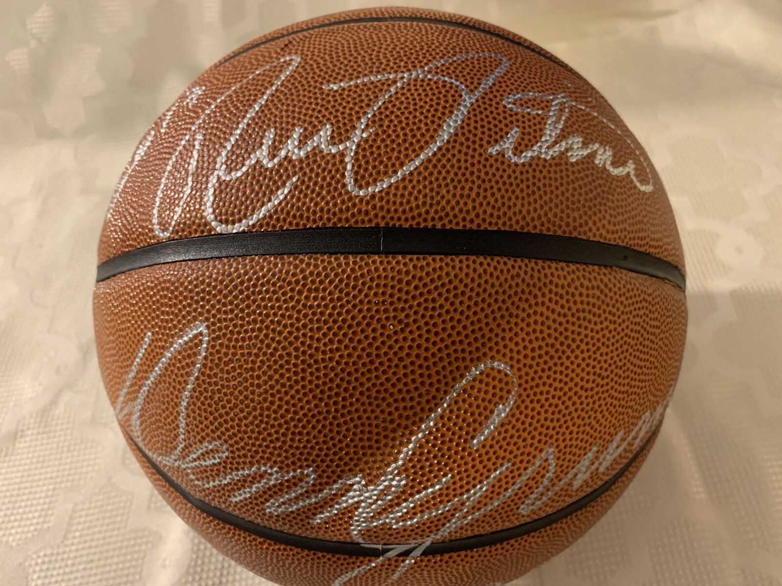 Coach Denny Crum & Rick Pitino Signed NCAA Basketball JSA COA Authentication