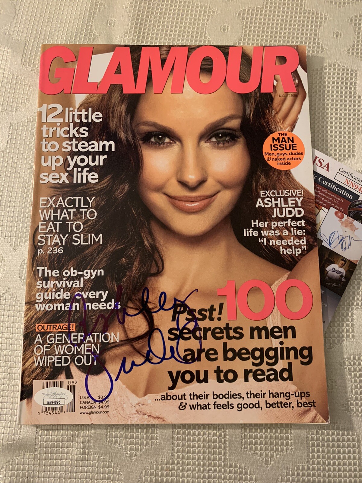 Ashley Judd Signed Glamour Magazine Autographed No Label JSA Authentication COA