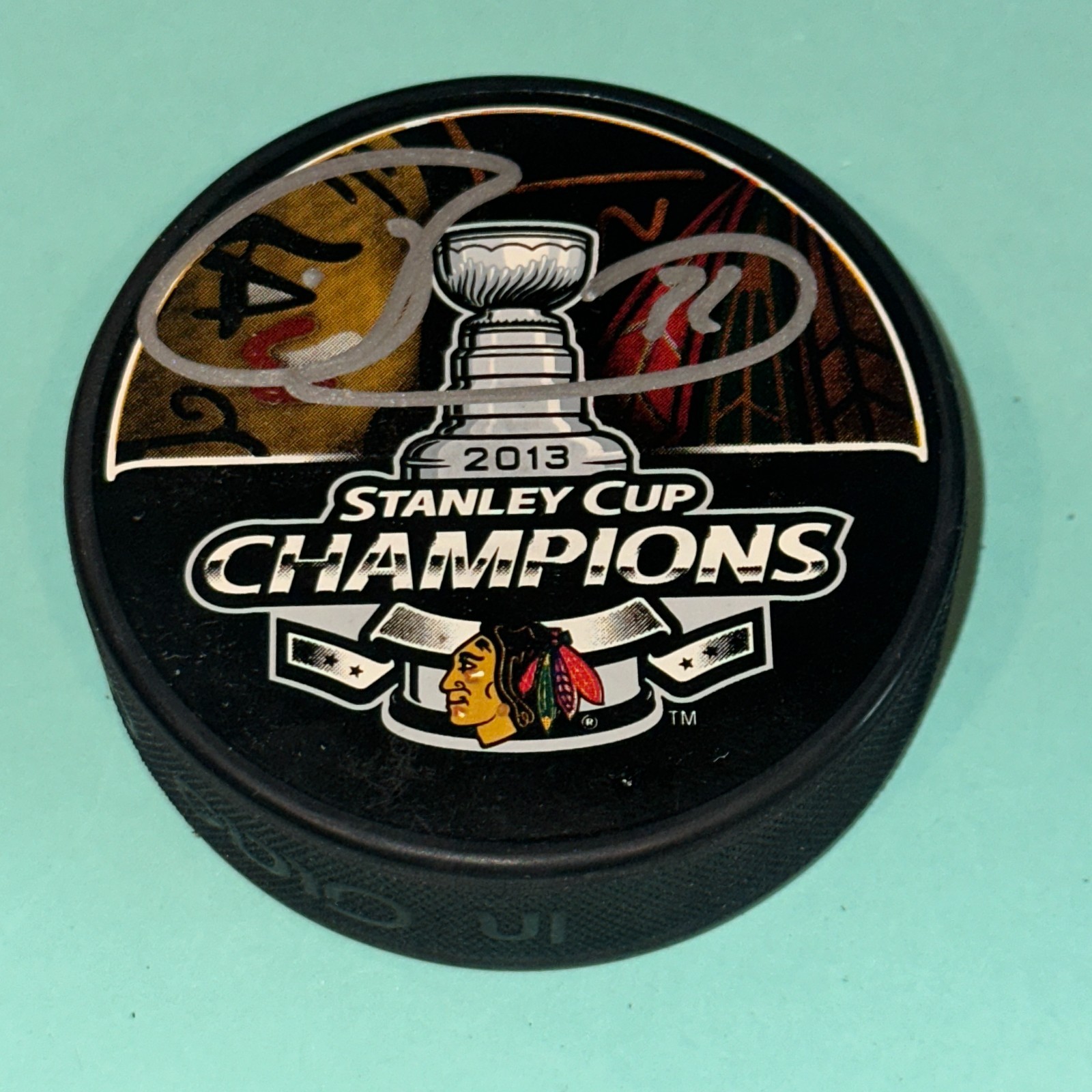 DAVE BOLLAND (Blackhawks) Signed 2013 STANLEY CUP Champs Puck w/ COA