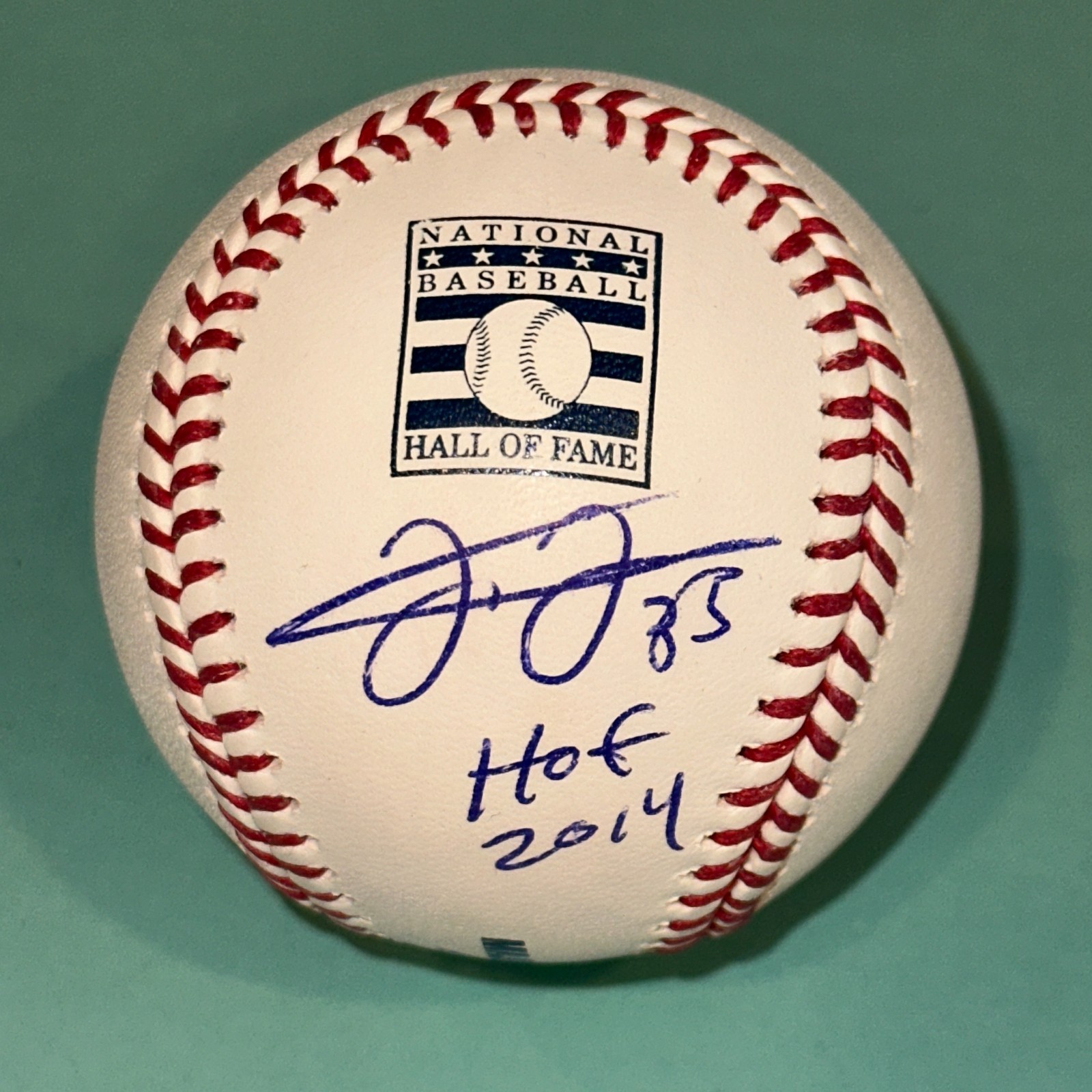 FRANK THOMAS Signed Official HALL OF FAME Baseball w/ Beckett COA & HOF Inscrip