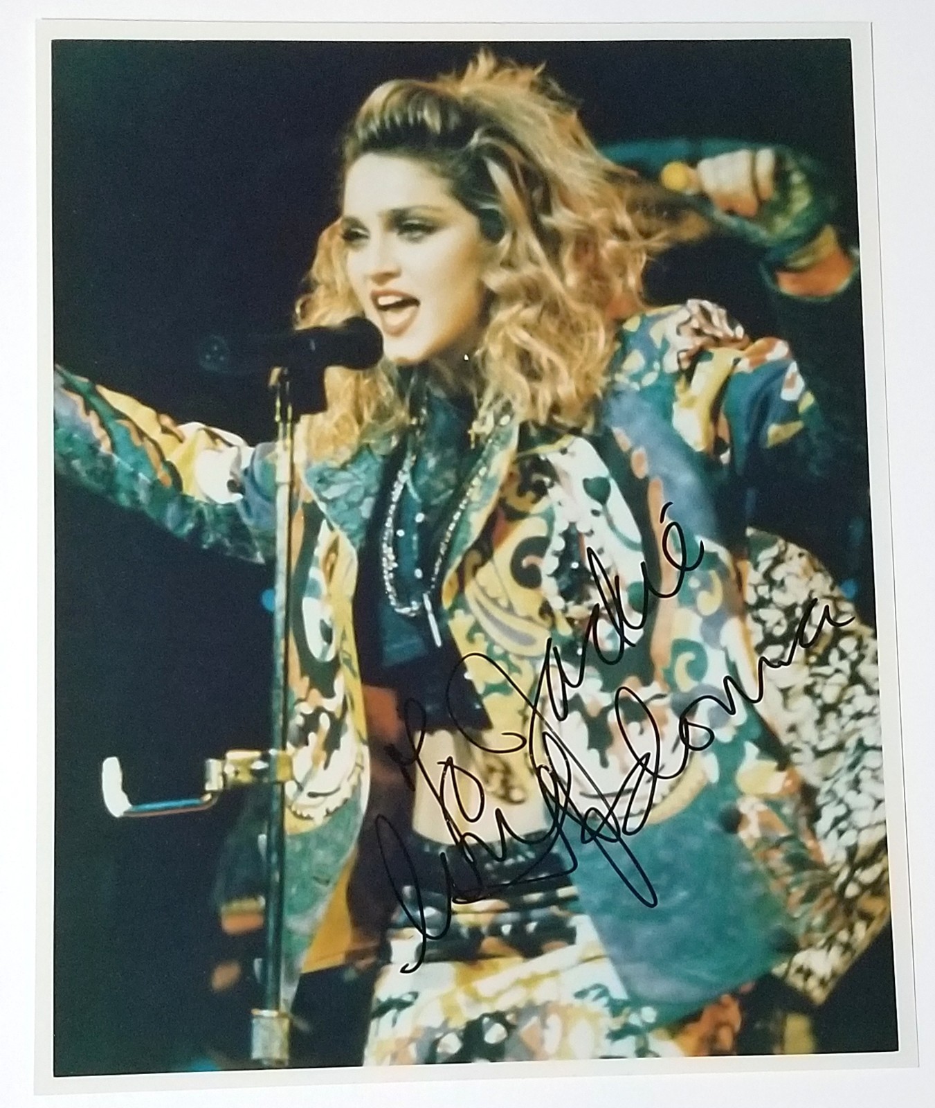 Madonna REAL hand SIGNED 8x10