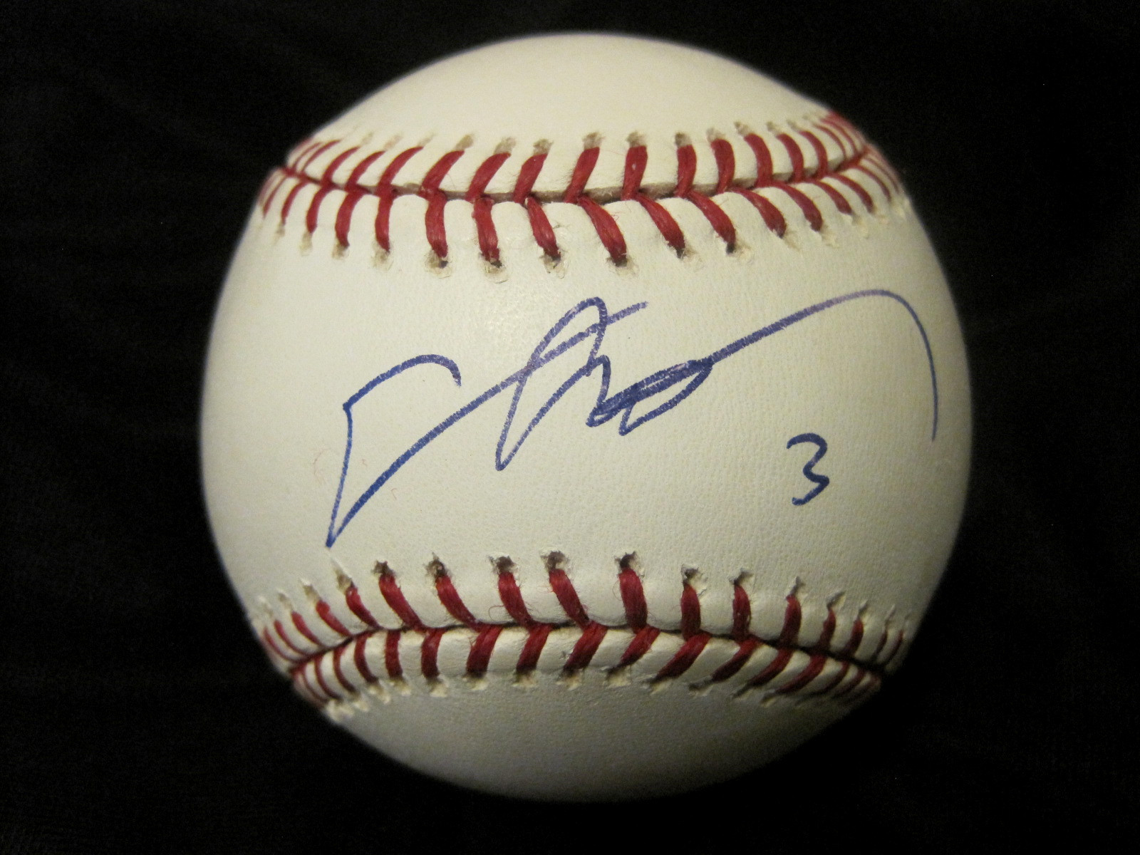 ERIC CHAVEZ NEW YORK YANKEES AUTOGRAPHED SIGNED OFFICIAL ML BALL W/COA