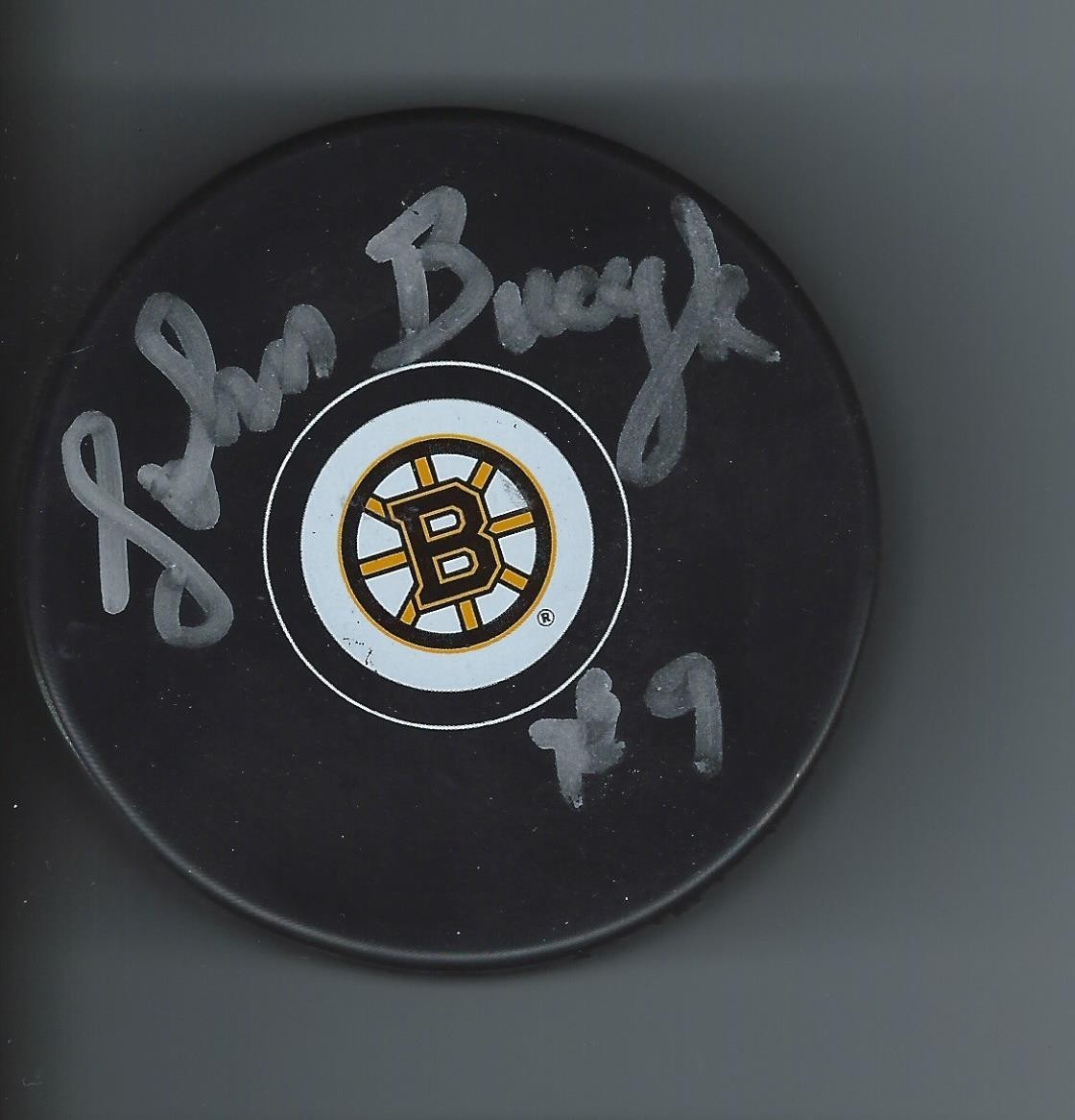 Johnny BUCYK Signed BOSTON BRUINS Puck