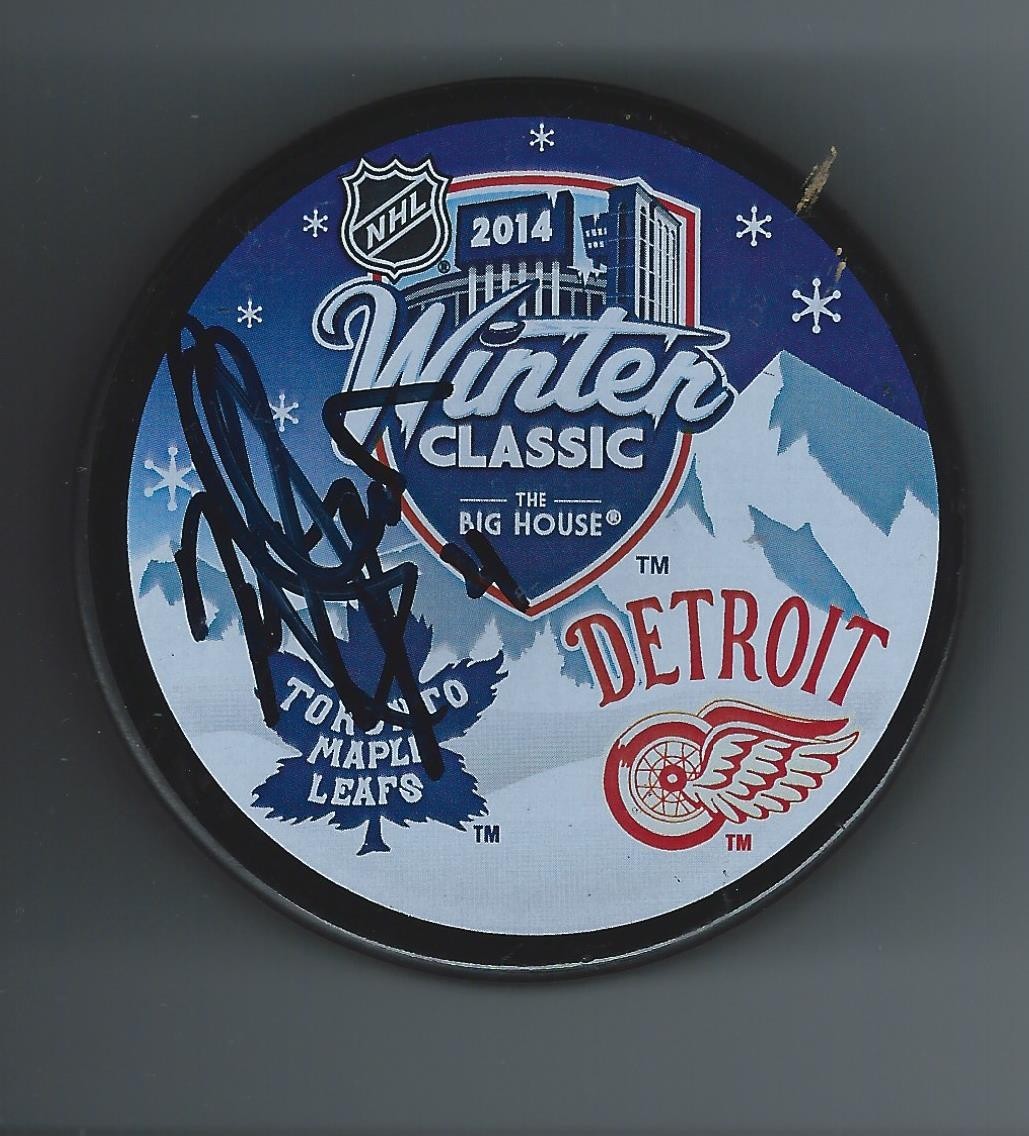 Mark OSBORNE Signed Toronto Maple Leafs 2014 WINTER CLASSIC Puck