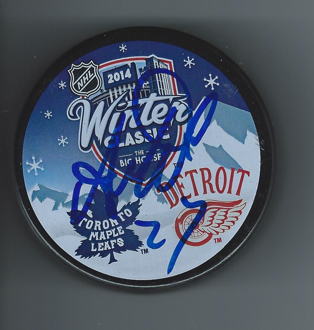 Aaron WARD Signed Detroit Red Wings 2014 WINTER CLASSIC Puck