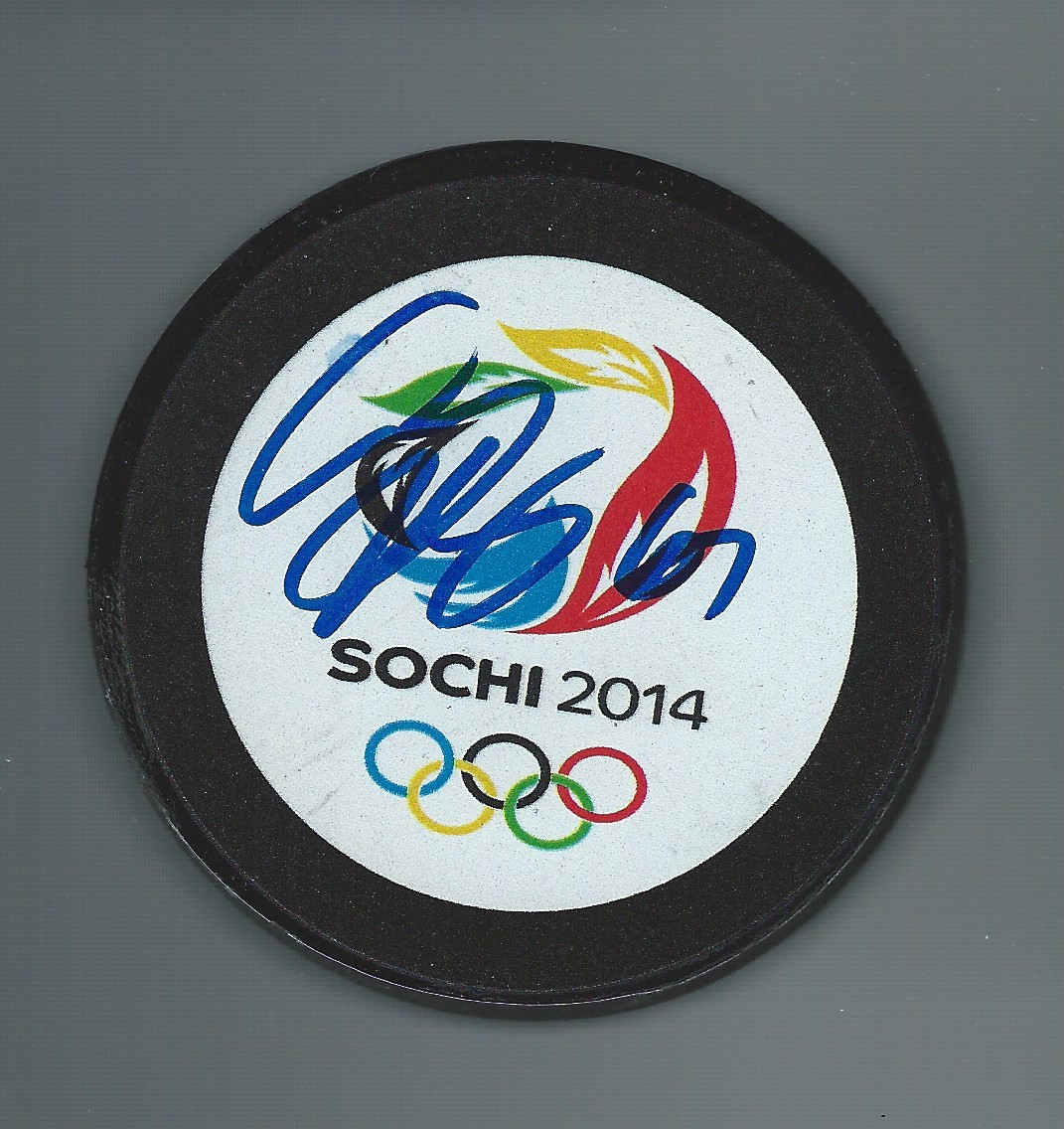Carl HAGELIN Signed SOCHI 2014 Olympics Sweden Puck PENGUINS