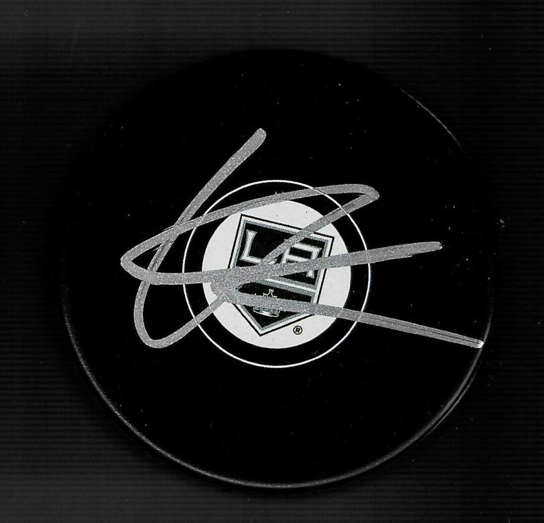 Kyle Clifford Signed Los Angeles Kings Puck