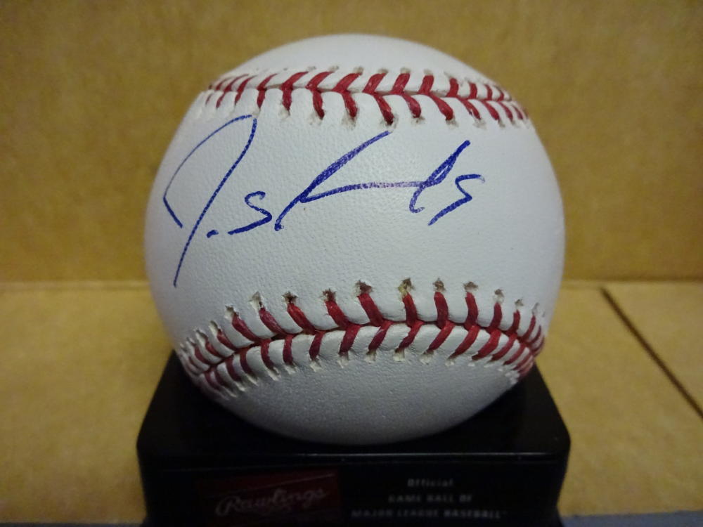 JAMES SHIELDS CHICAGO WHITE SOX SIGNED AUTO. MAJOR LEAGUE BASEBALL W/COA