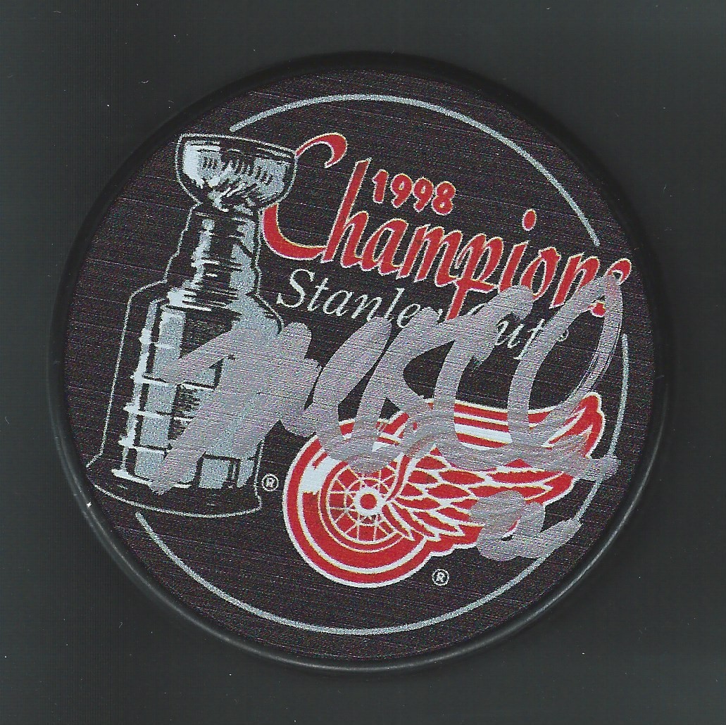 Mike Knuble Signed Detroit Red Wings 1998 Stanley Cup Champions Puck