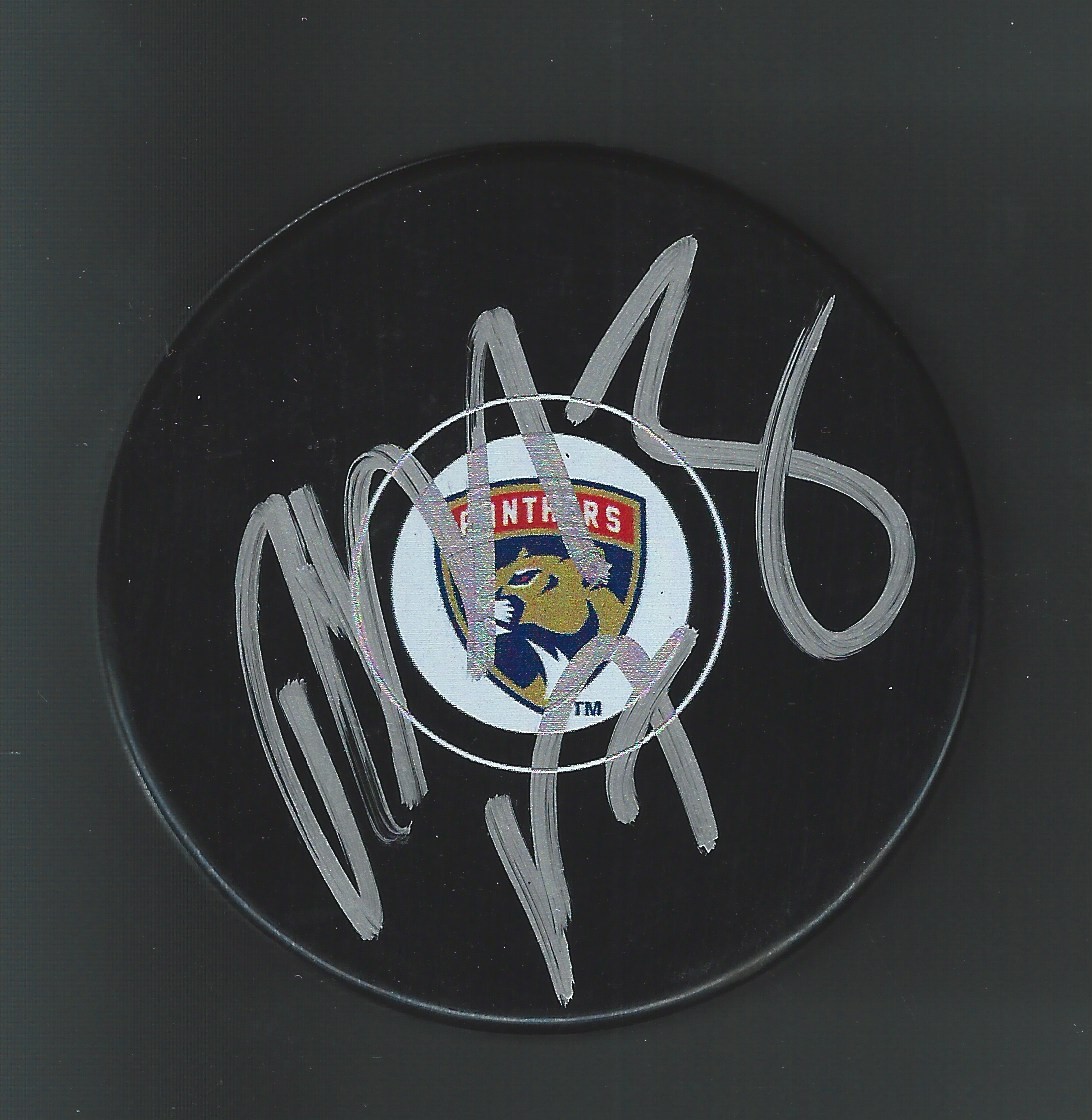 Derek MacKenzie Signed Florida Panthers New Logo Puck