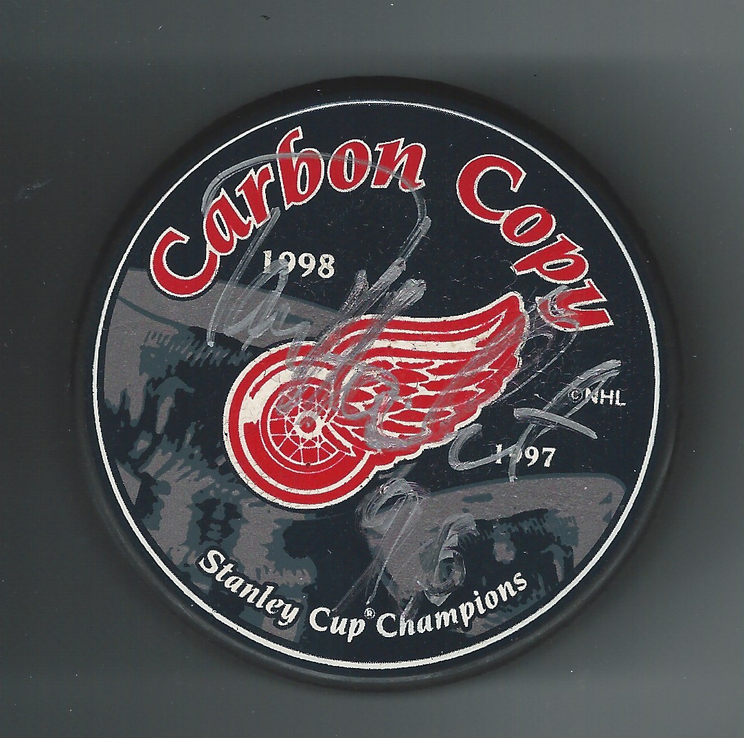 Tomas Holmstrom Signed 1997-98 Detroit Red Wings Back To Back Stanley Cup Puck