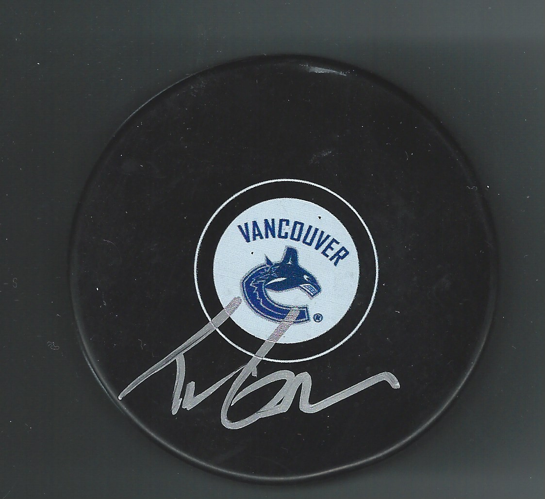 Travis Green Signed Vancouver Canucks Puck