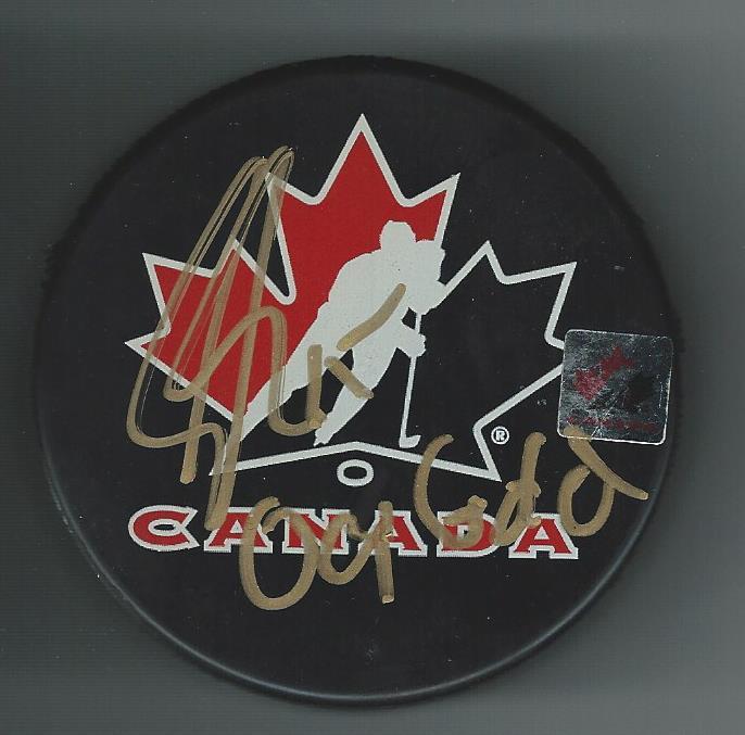 Scott Glennie Signed & Inscribed 04 Gold Team Canada Puck