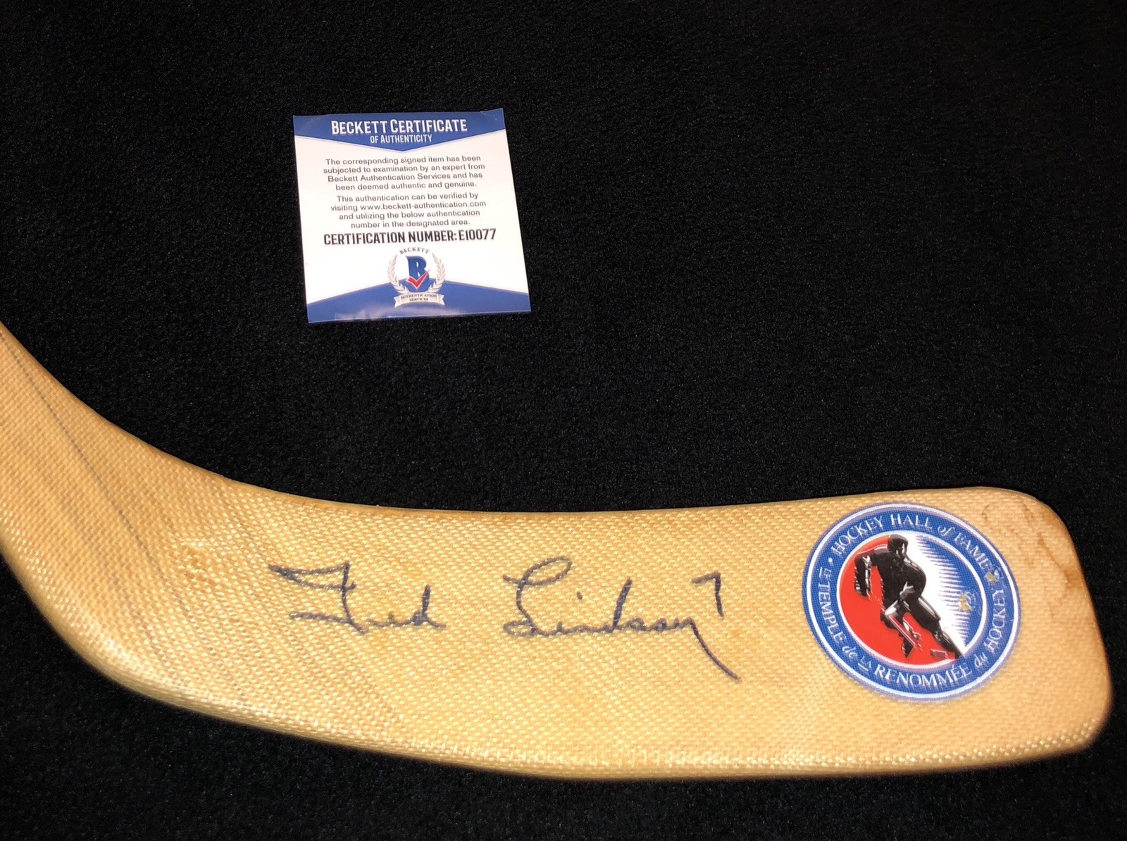Ted Lindsay Signed Detroit Red Wings Hand Painted Litho Hockey Stick Beckett COA