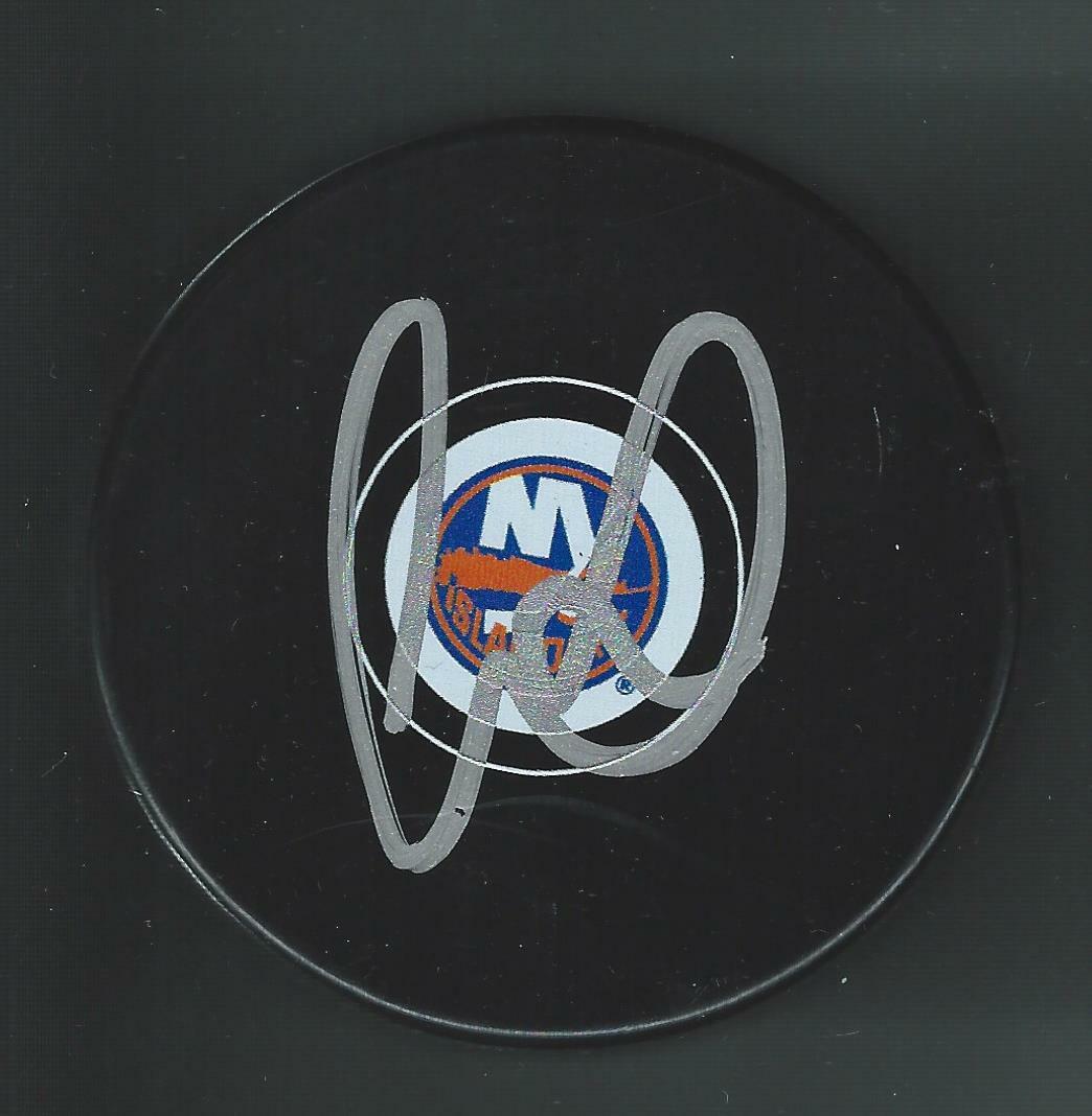 Leo Komarov Signed New York Islanders Puck