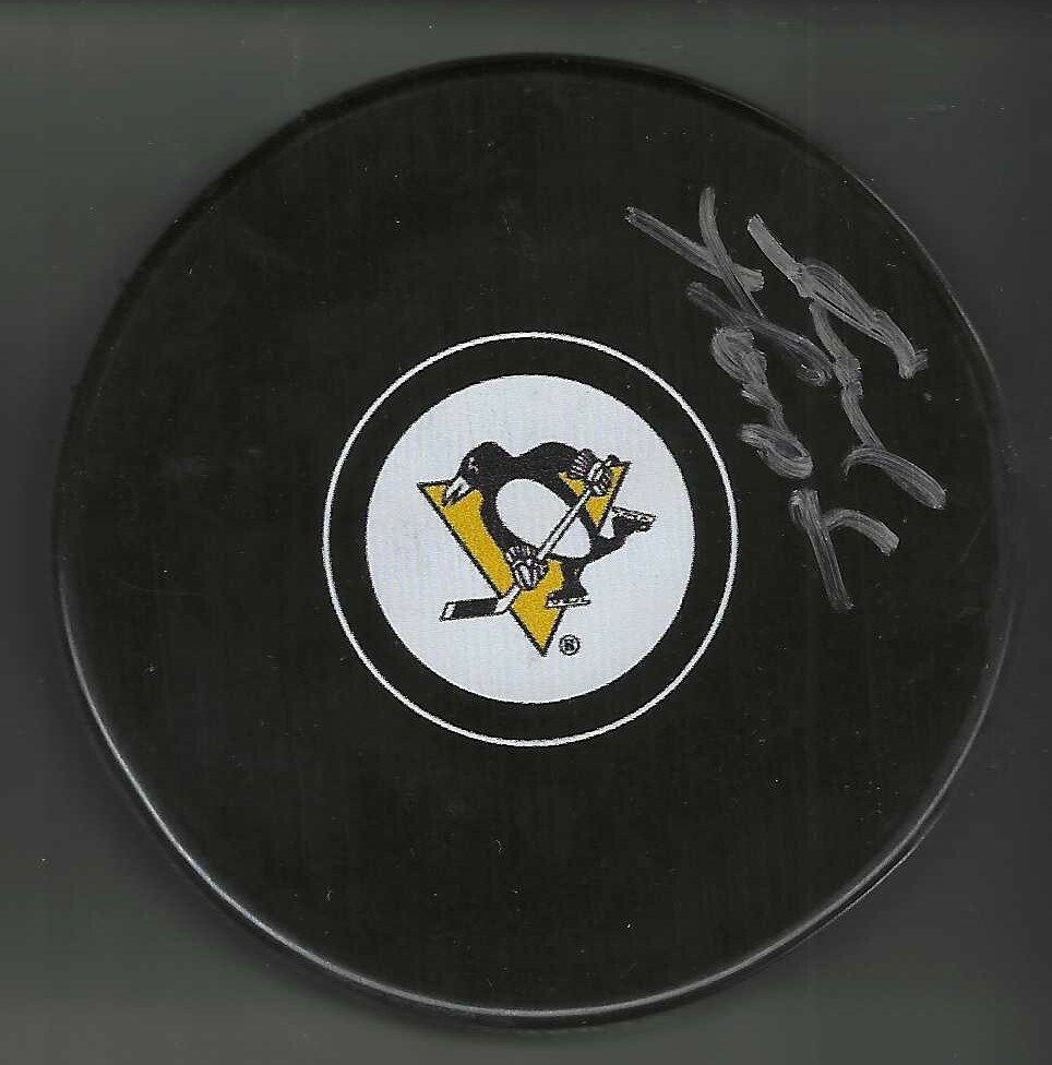 Errol Thompson Signed Pittsburgh Penguins Puck