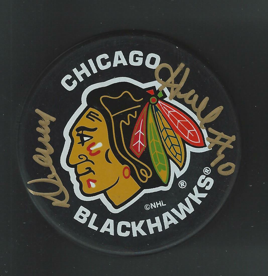 Dennis Hull Signed Chicago Blackhawks Puck