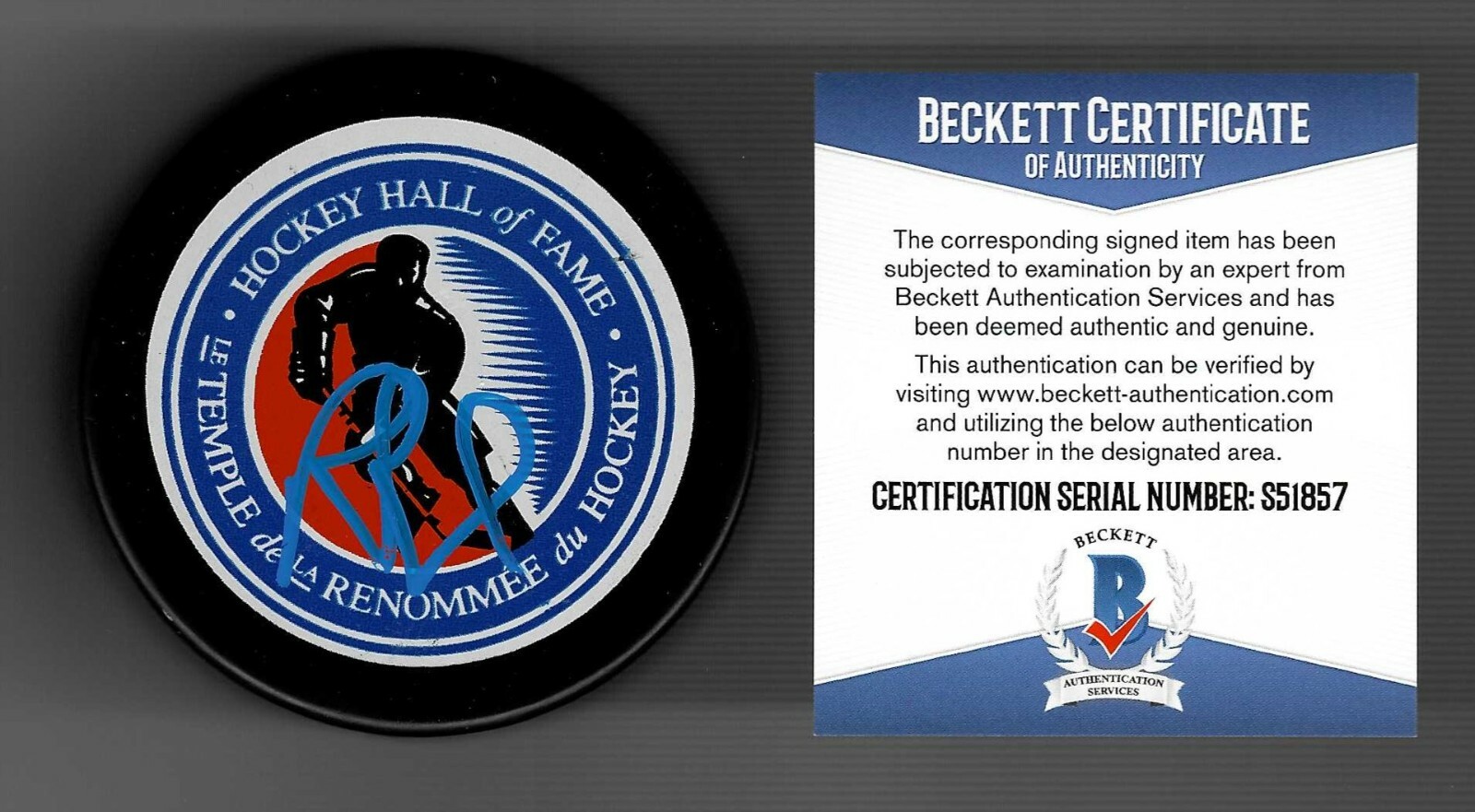 Rob Blake Signed Hockey Hall Of Fame Puck Beckett COA Los Angeles Kings Avs