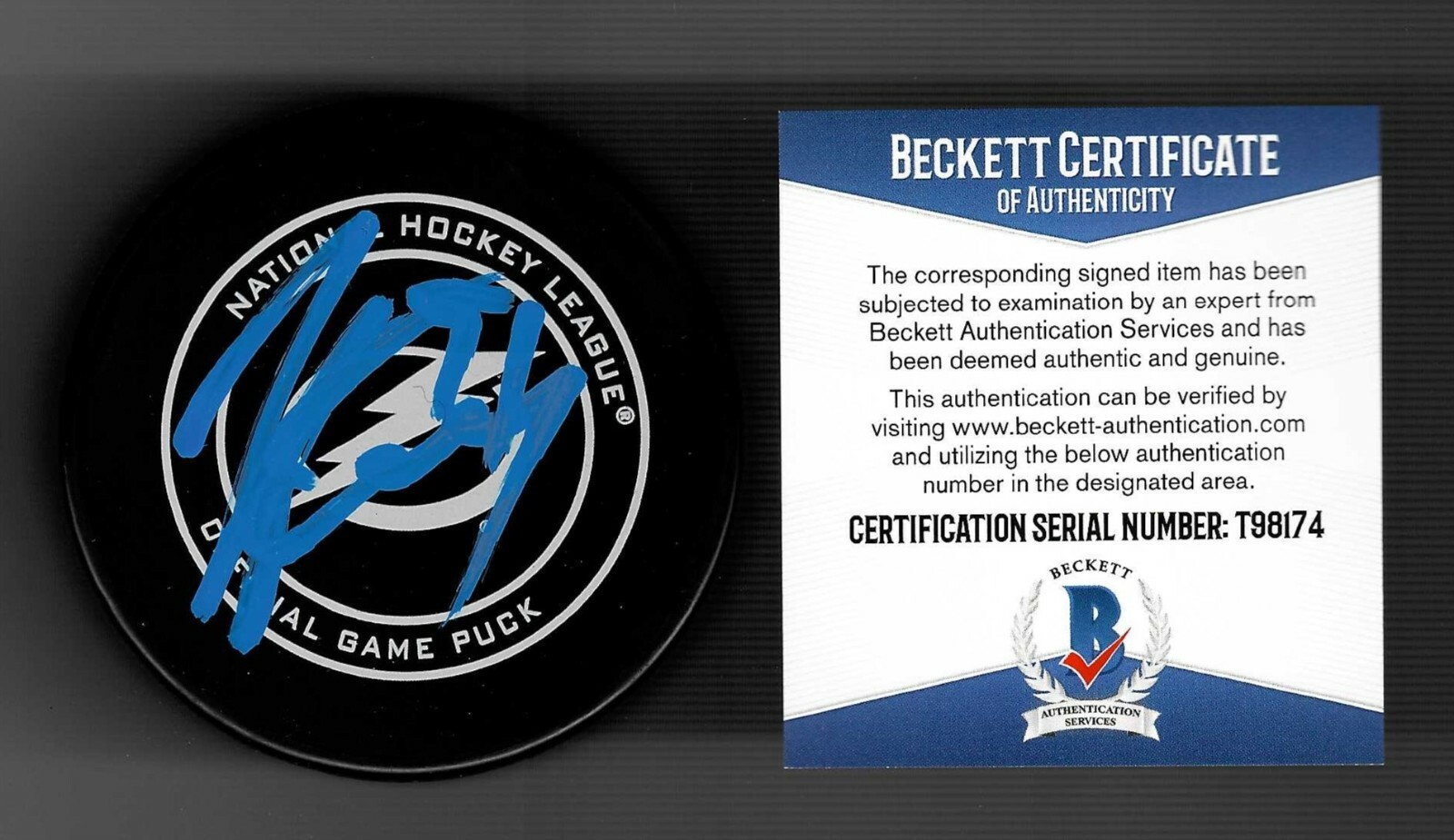 Steven Stamkos Signed Tampa Bay Lightning Official Game Puck Beckett COA T98174