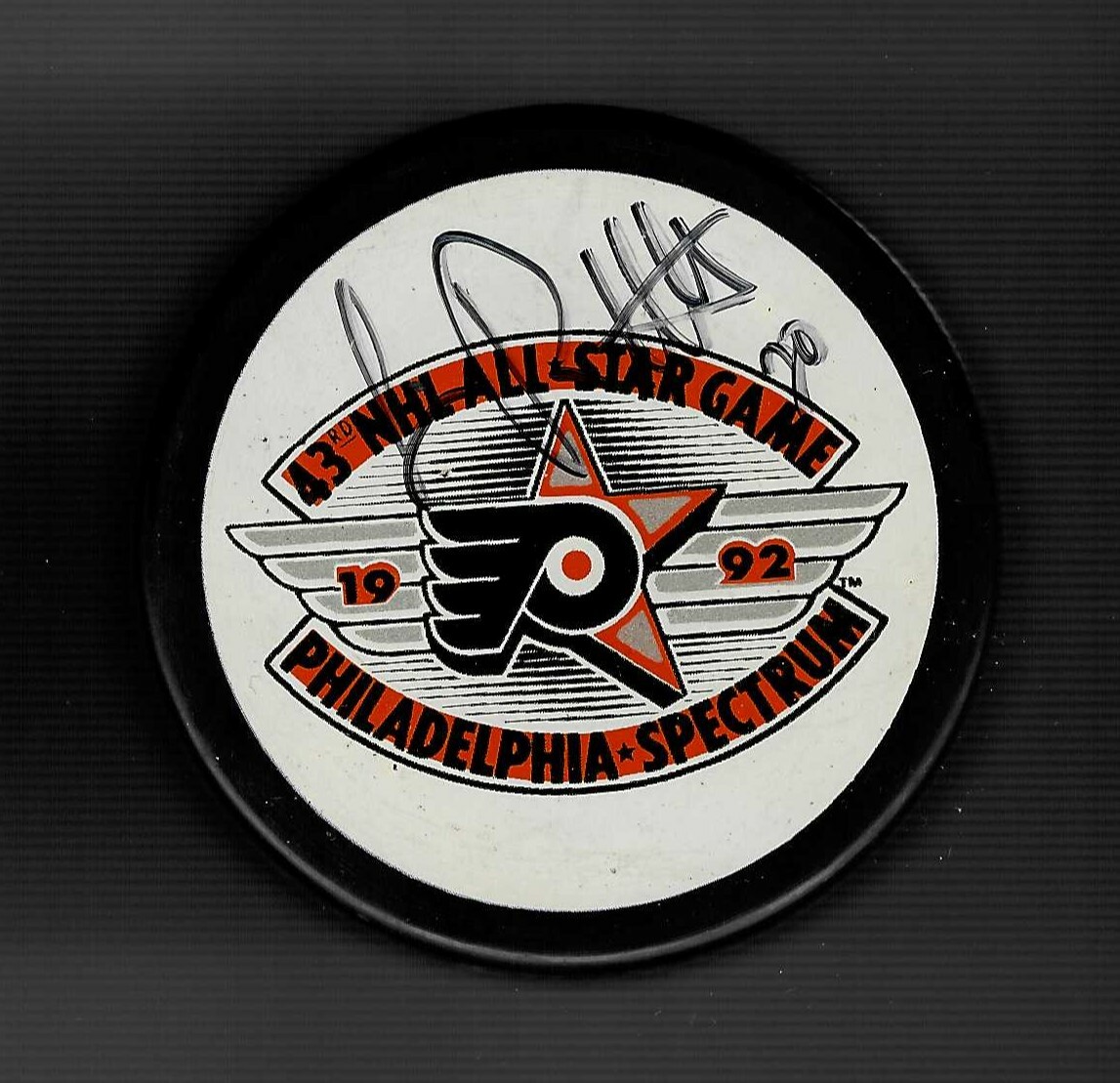 Luc Robitaille Signed Los Angeles 1992 NHL All Star Game Puck
