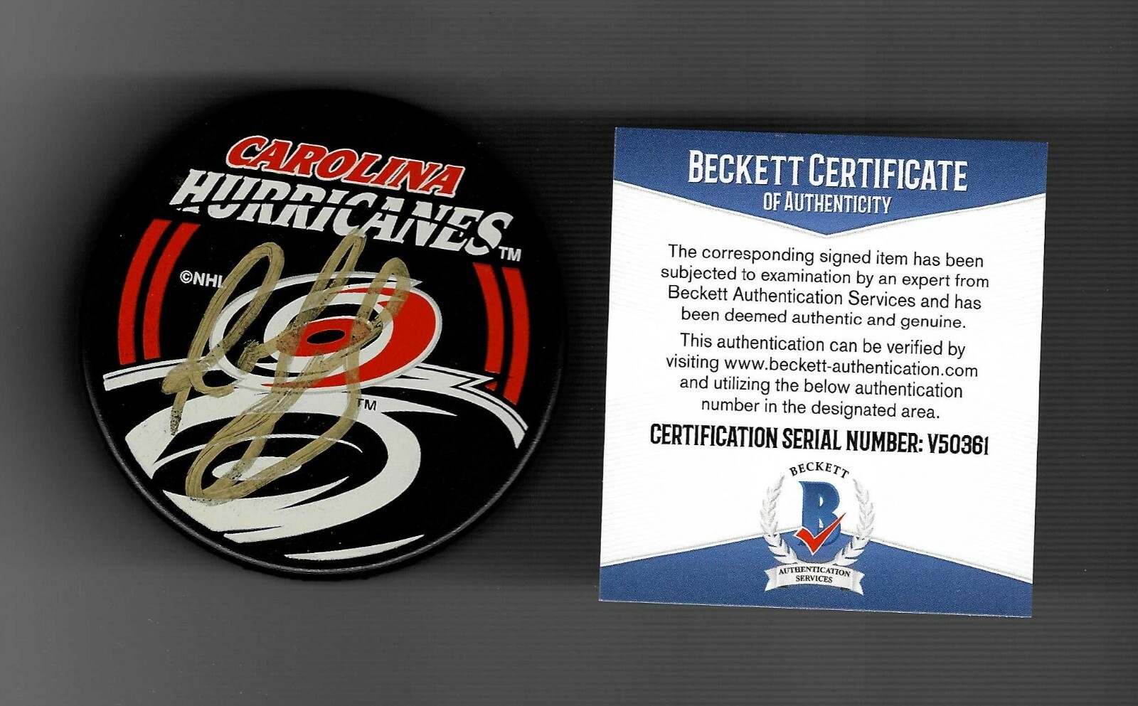 Ron Francis Signed Carolina Hurricanes Souvenir Puck Beckett COA Seattle Kraken